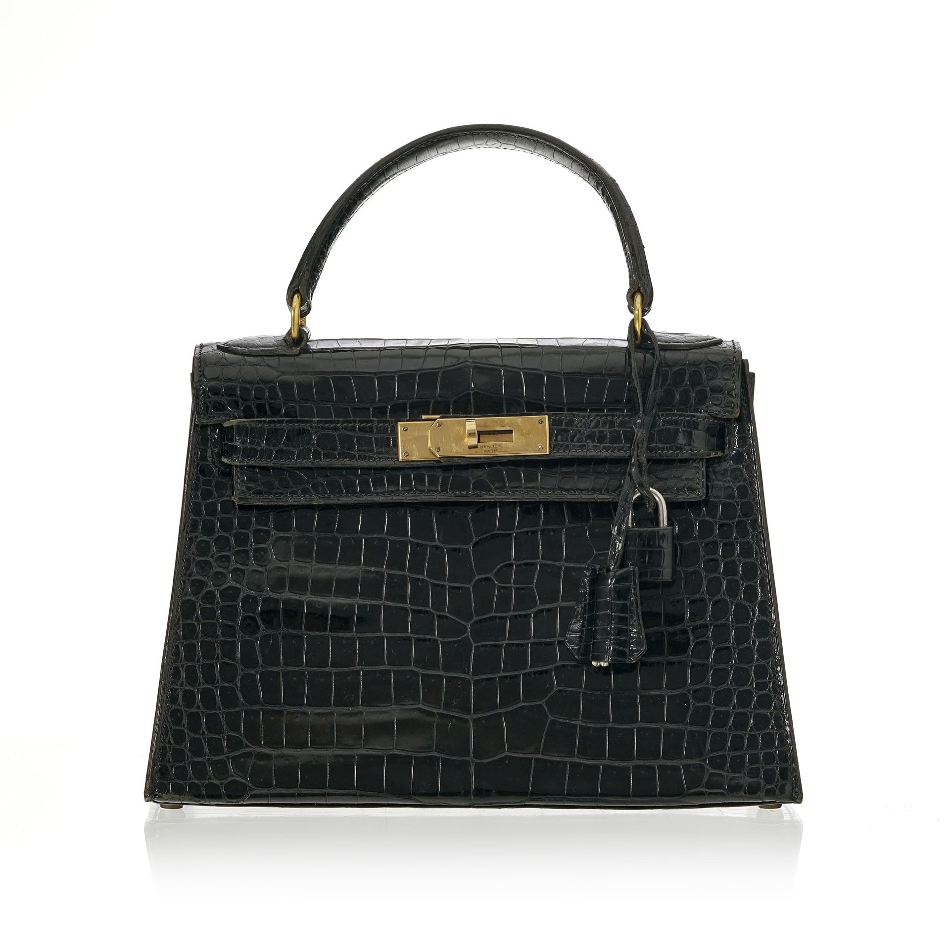 Null Hermès, sac Kelly 25 en baby crocodile porosus noir, vintage, bouclerie pla&hellip;