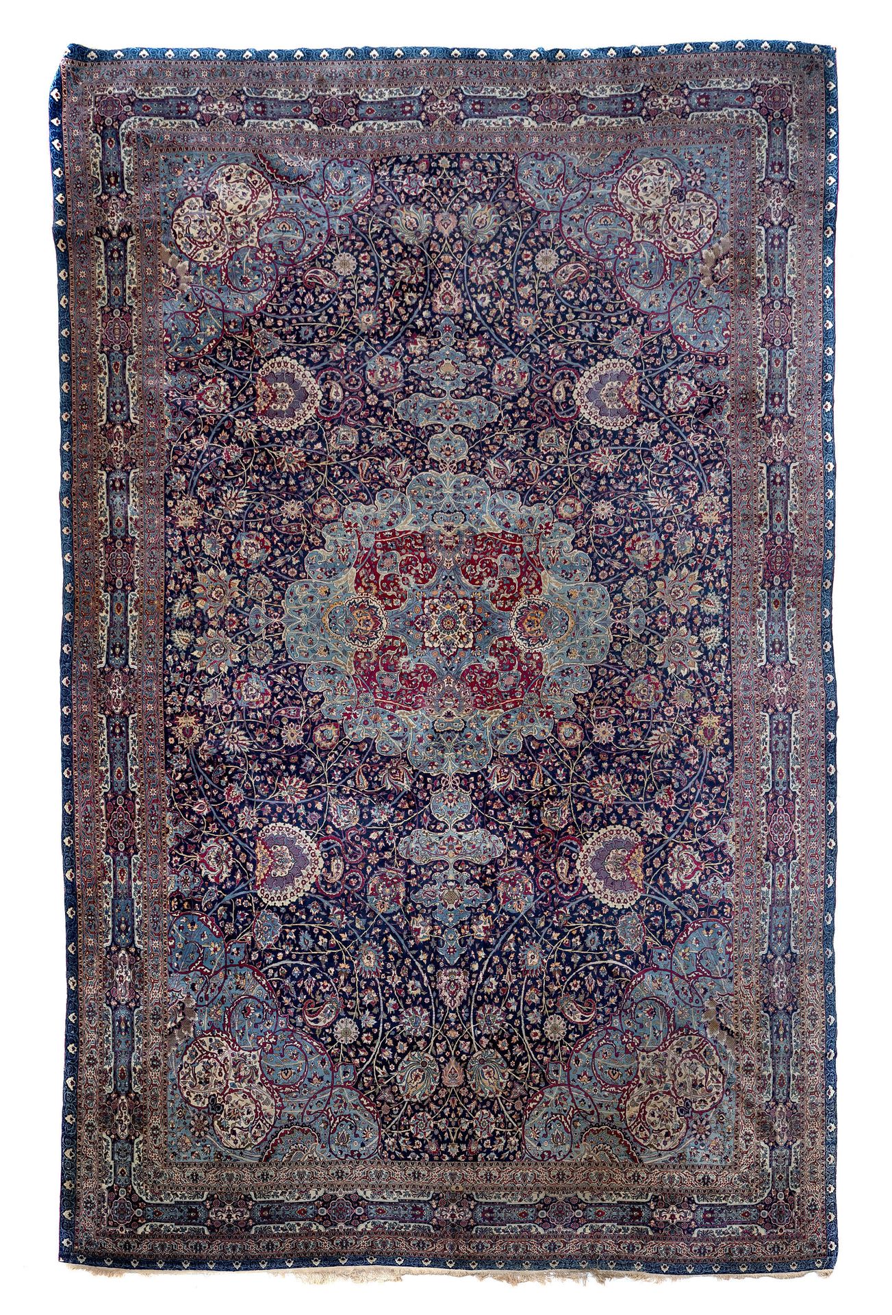 Null Tapis Teheran, Iran, 1er tiers du XXe s., à médaillon central rouge et bleu&hellip;