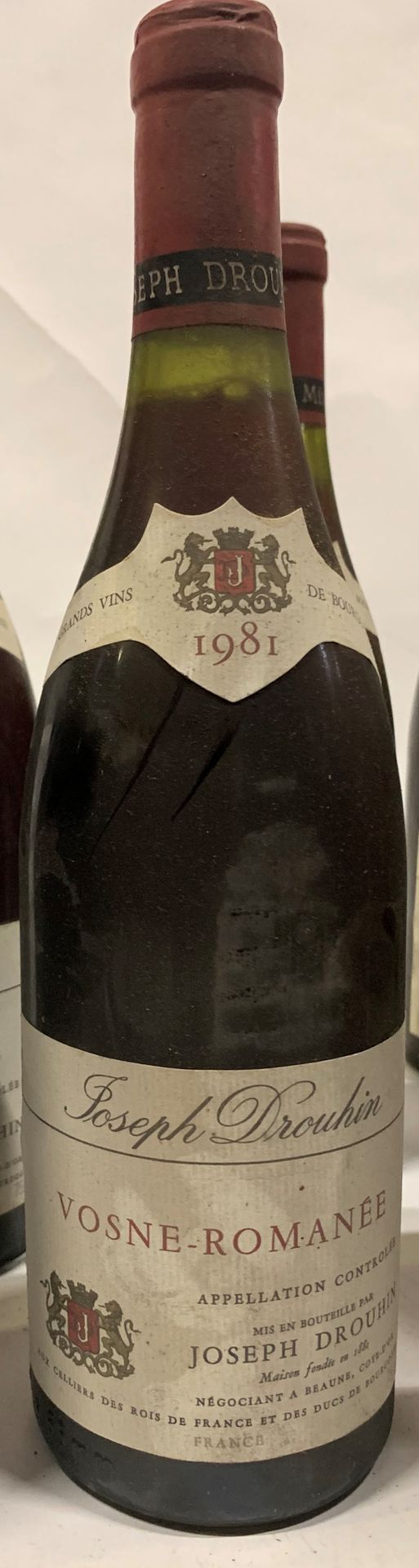 Null ● VOSNE-ROMANÉE | Joseph Drouhin, 1981

4 bouteilles (TLB, LB, MB - ELS)

R&hellip;