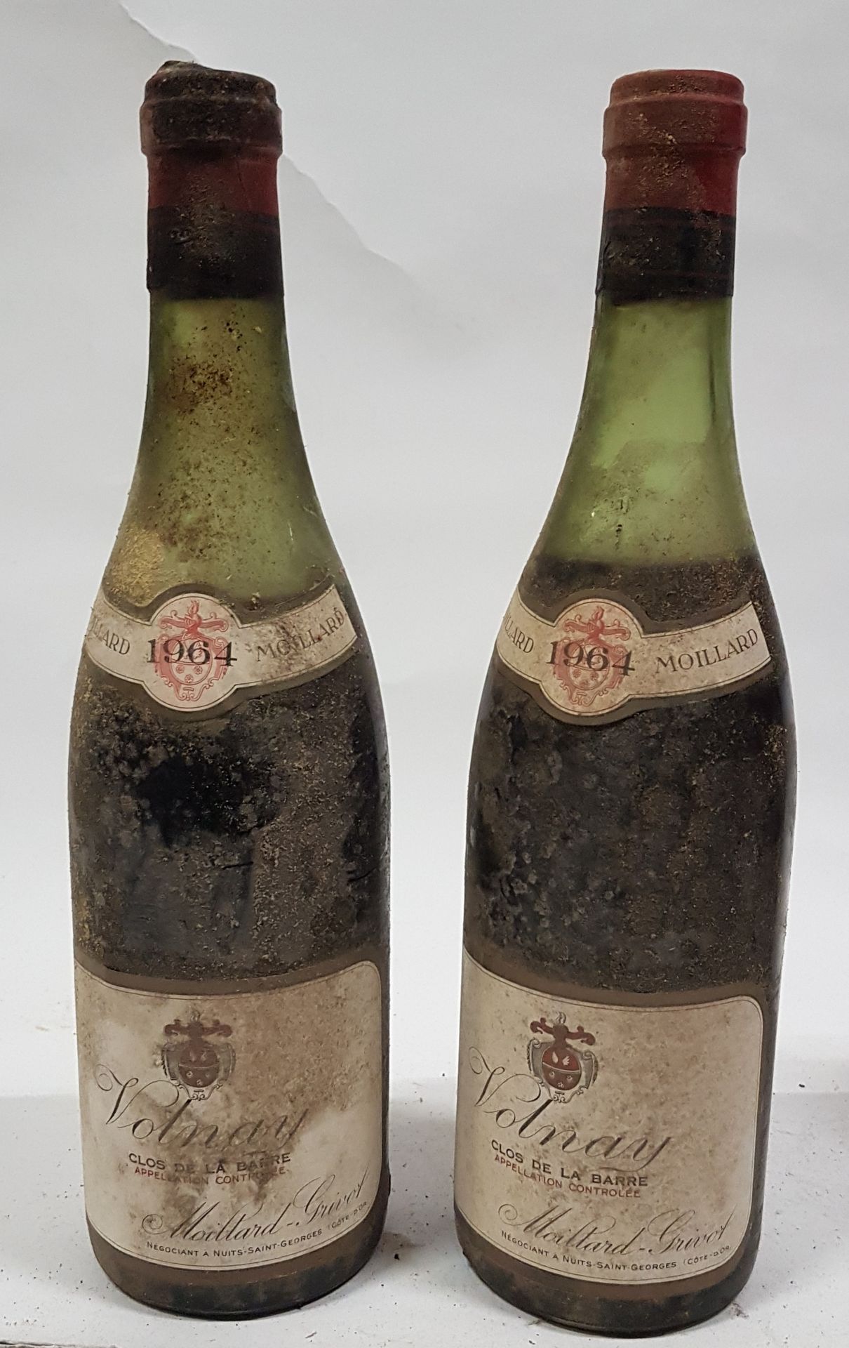 Null ● VOLNAY Premier Cru | Clos de la Barre, Moillard-Grivot, 1964

2 bouteille&hellip;