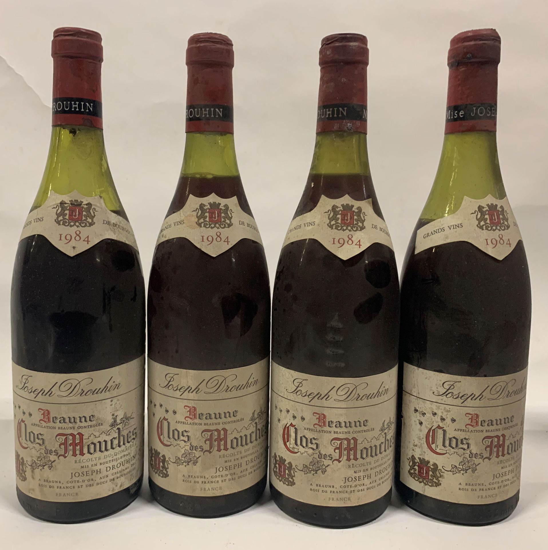 Null ● BEAUNE Premier Cru | Clos des Mouches, Joseph Drouhin, 1984

4 bouteilles&hellip;