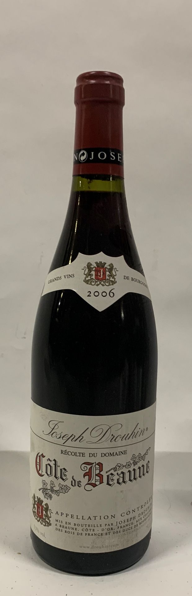 Null ● CÔTE-DE-BEAUNE | Joseph Drouhin, 2006

12 bouteilles

(taches sur des éti&hellip;