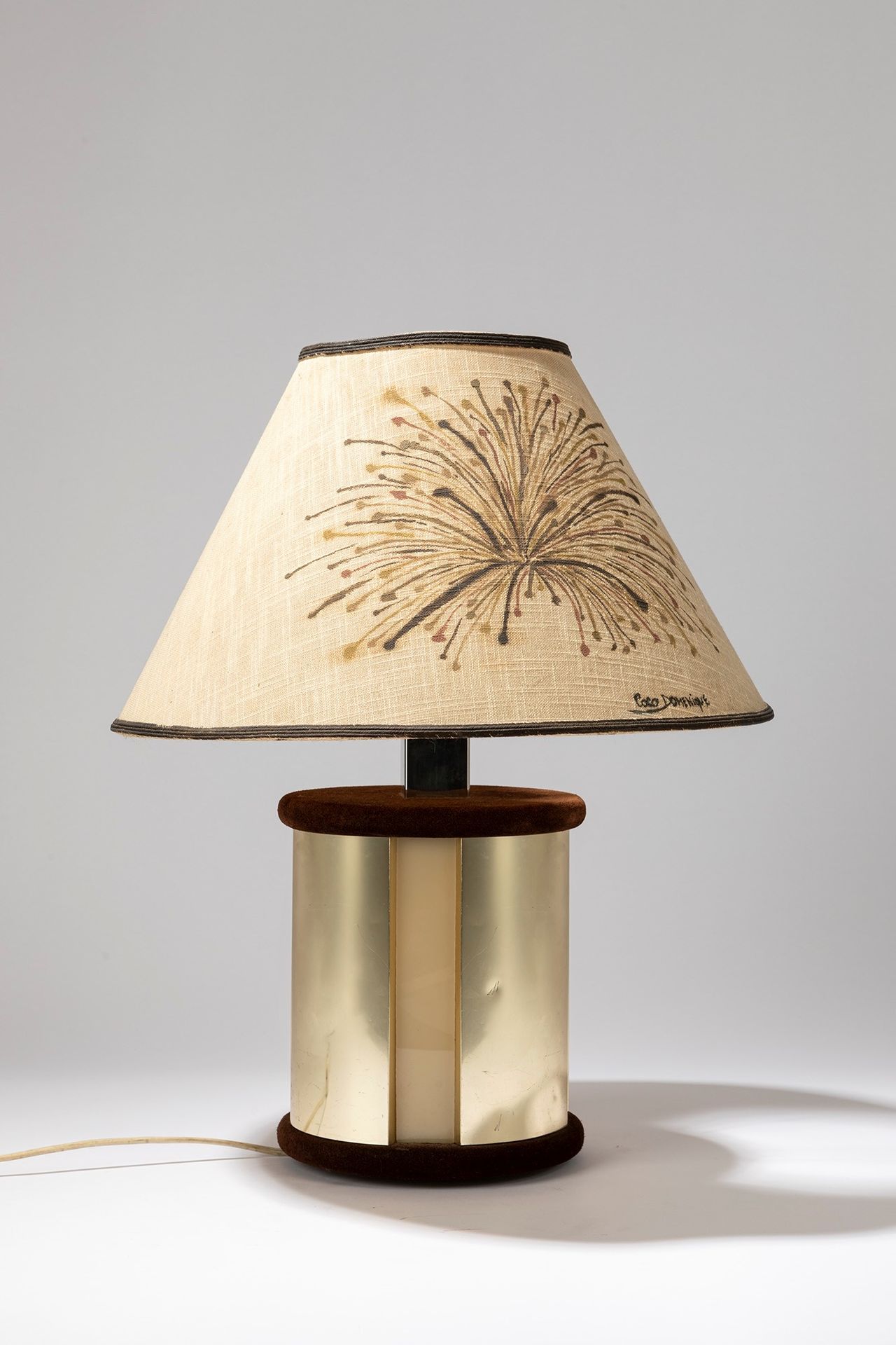 ITALIAN MANUFACTURE Table lamp, 1970 ca.

Dm lampshade cm 42, dm structure cm 20&hellip;