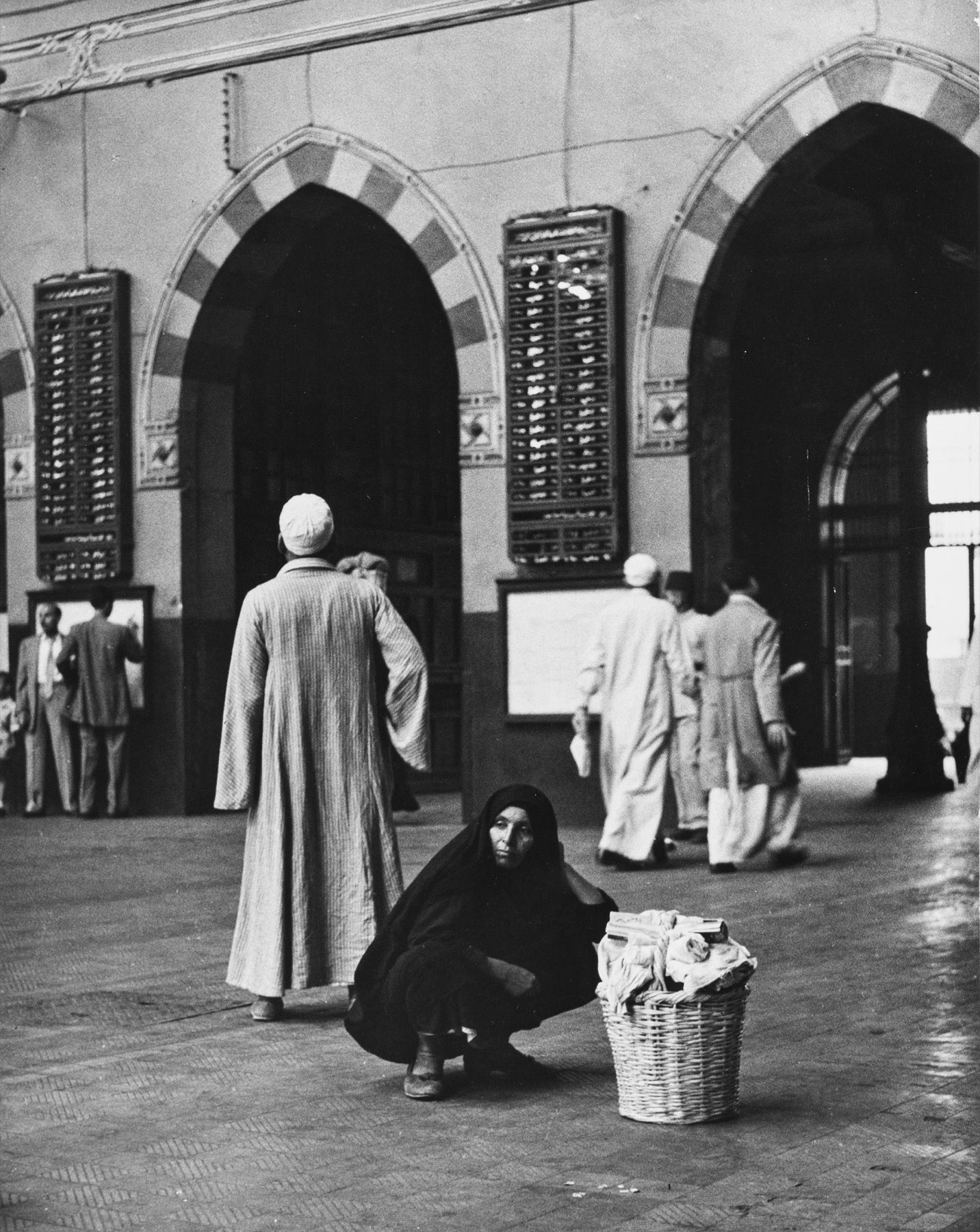 Nicola Sansone Egypt , years 1970

Vintage gelatin silver print 
11.8 x 9.3 in. &hellip;