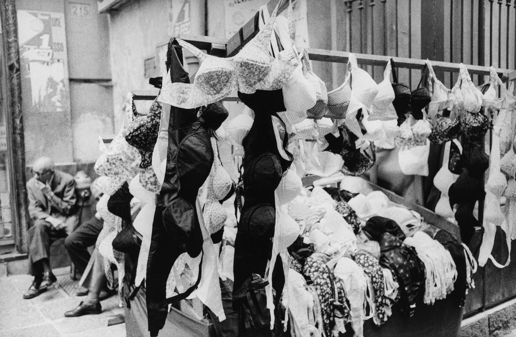 Pino Settanni Via dei Tribunali, Naples, années 1970

Tirage gélatino-argentique&hellip;