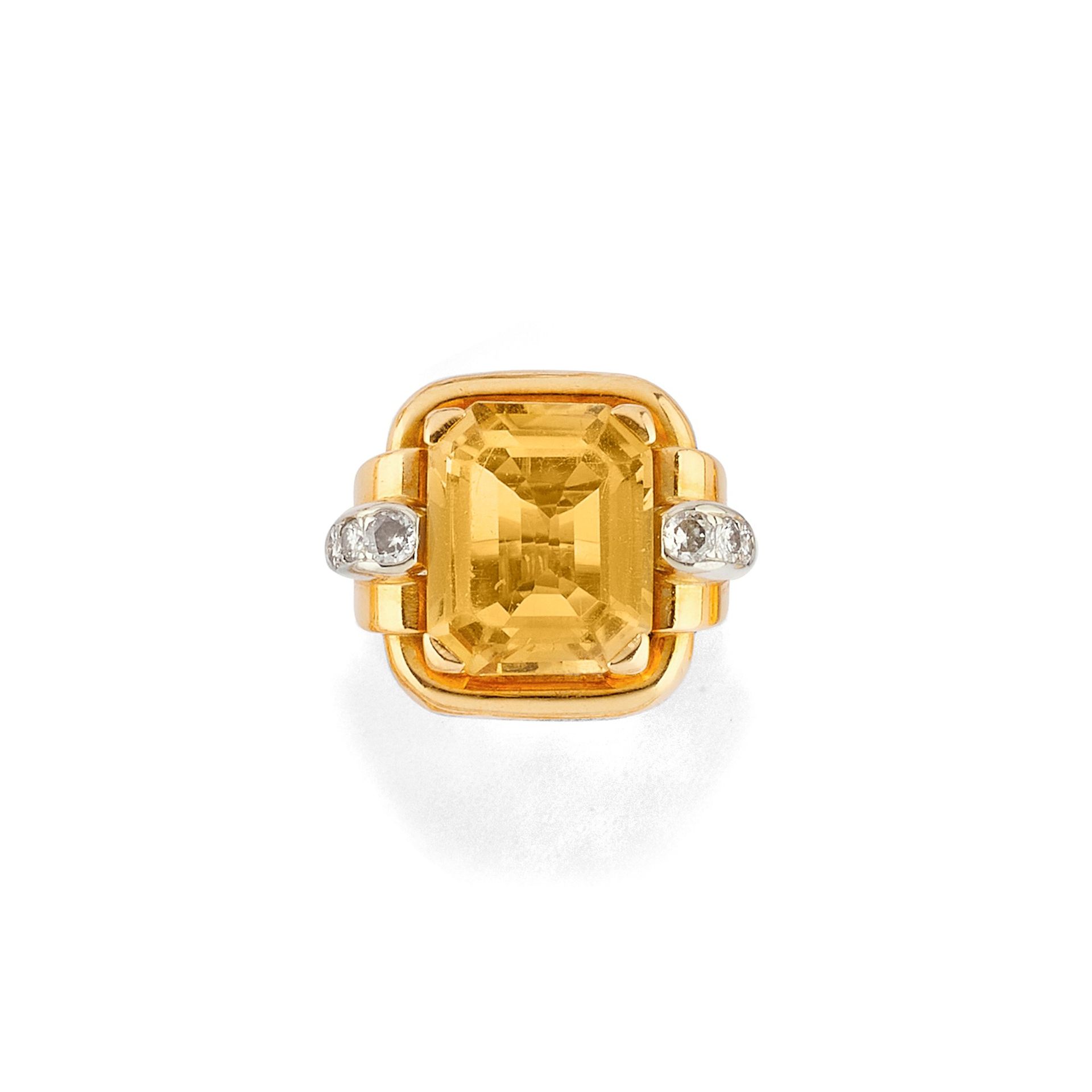 A 18K yellow gold,diamond and citrine quartz ring Weight g 15,20 size 12 