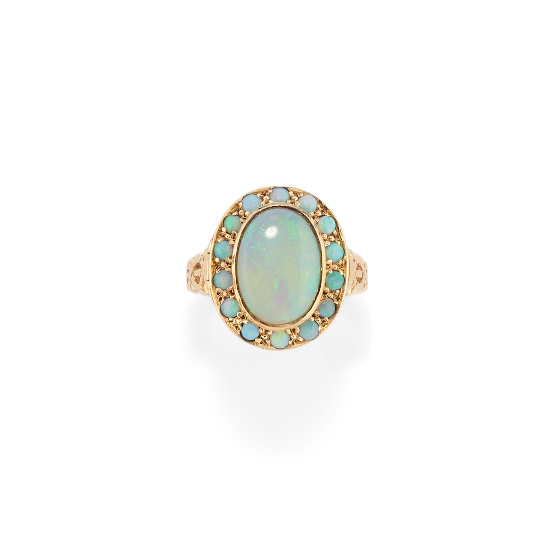 Null A 14K yellow gold and opal ring 


Weight g 10,00 size 19 