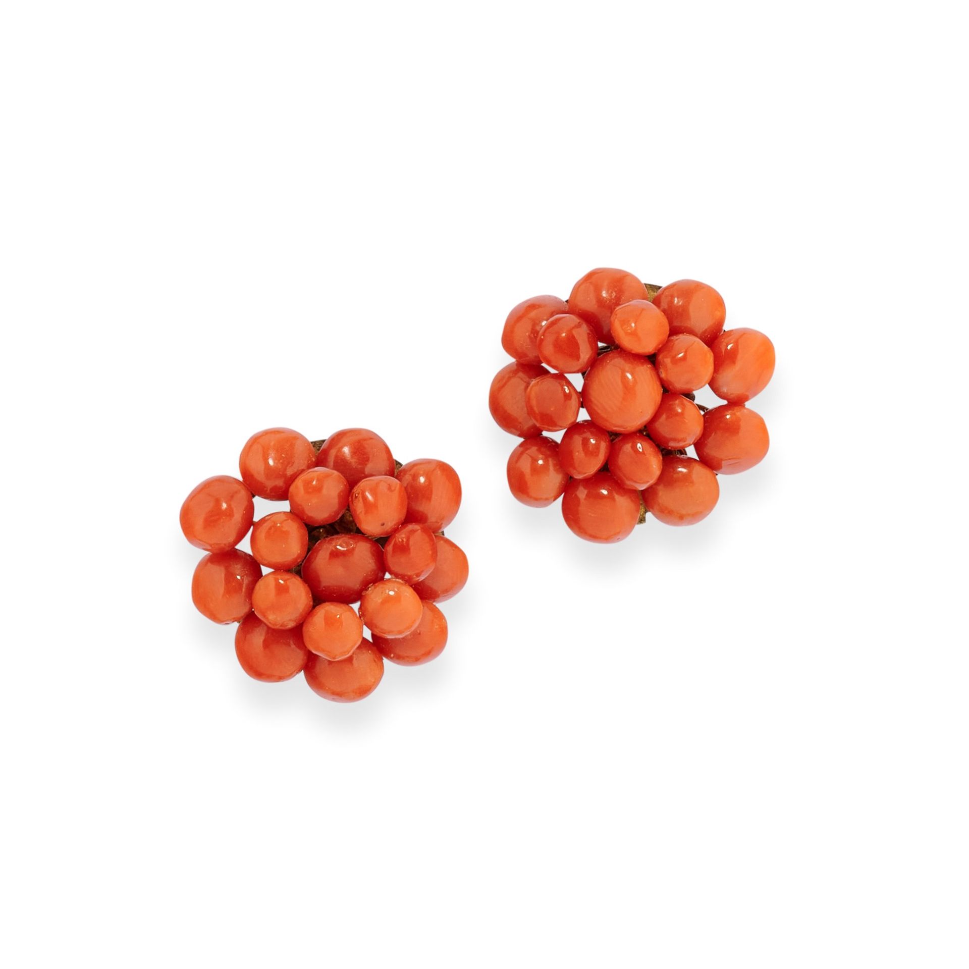 Null A metal and coral earclips


Weight g 13.00 diameter cm 2.50