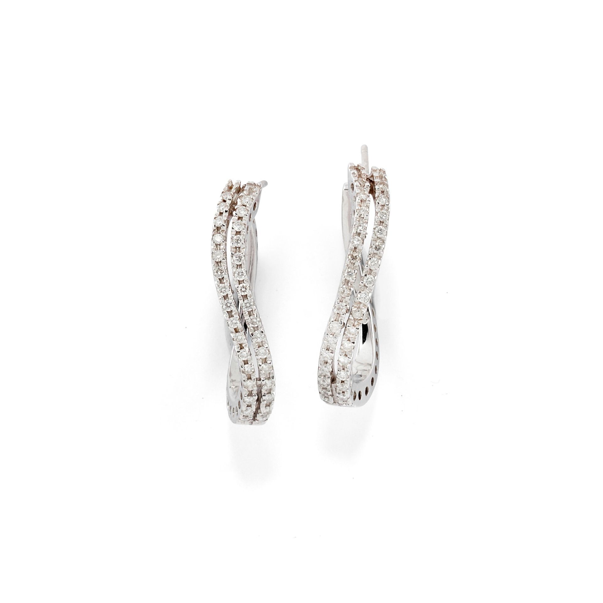 Null A 18K white gold and diamond earrings 


 

Diamonds approx. Ct 0.60 

 

W&hellip;