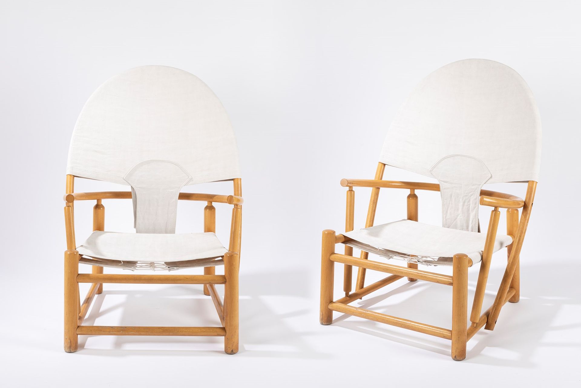 Piero Palange e Werther Toffoloni Hoop G23, 1970年 约

cm 77x66x103
一对扶手椅，木质结构，织物覆&hellip;