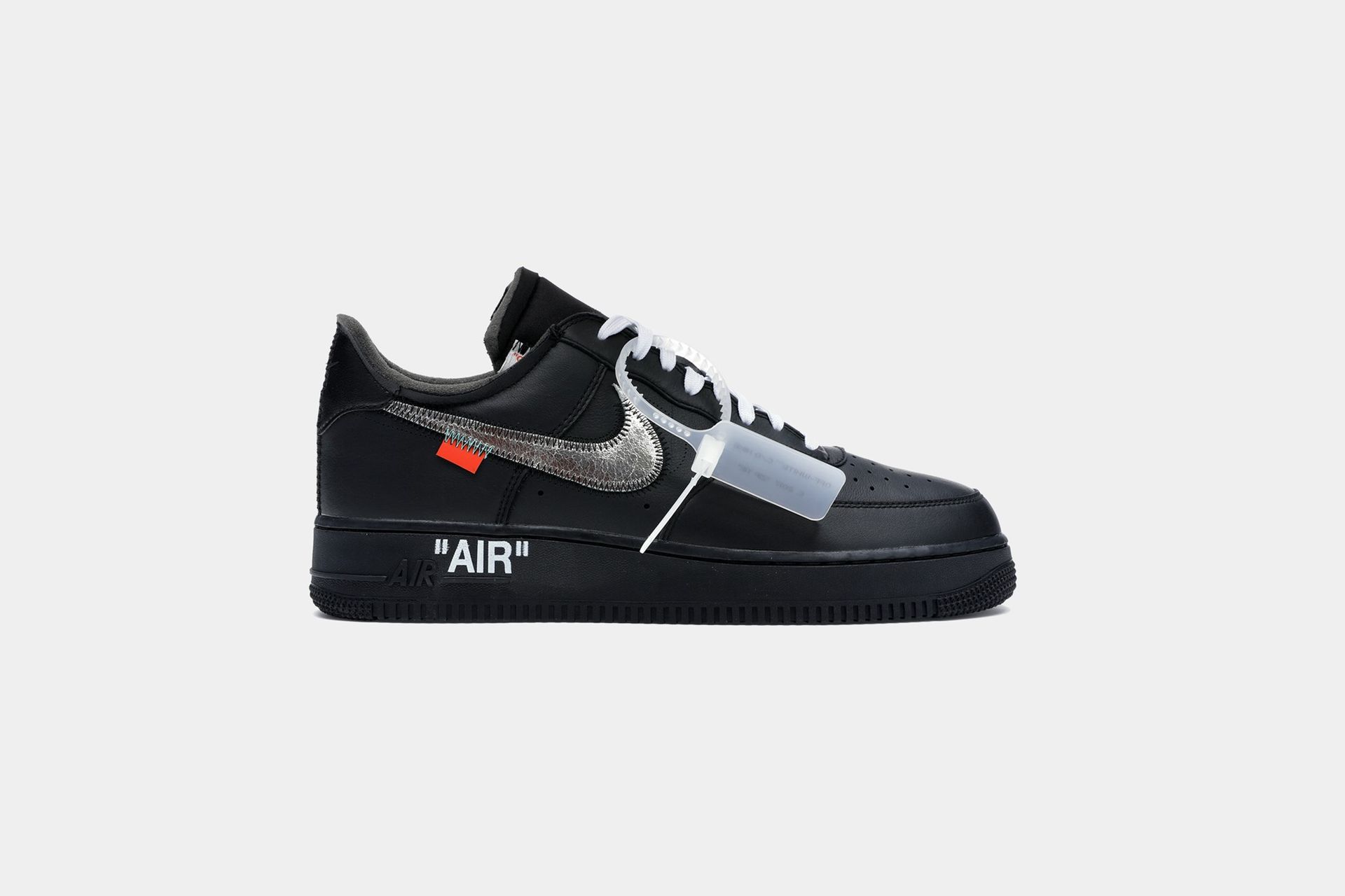 NIKE NIKE - Air Force 1 Low '07 Off-White MoMA / Taille US 10


Nike Air Force 1&hellip;