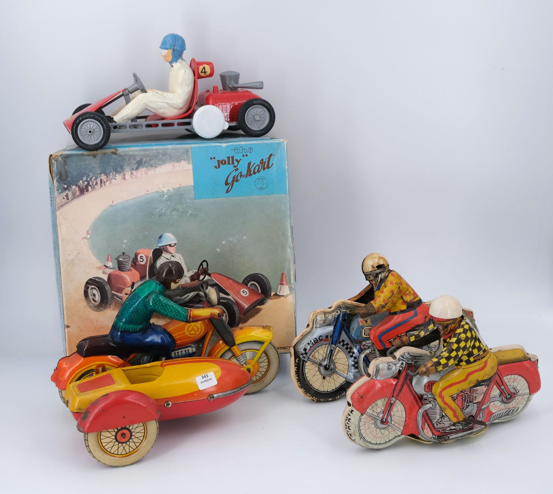 Null Trois motos mécaniques en tôle et un kart NATIONAL TOYS modèle "JOLLY" avec&hellip;
