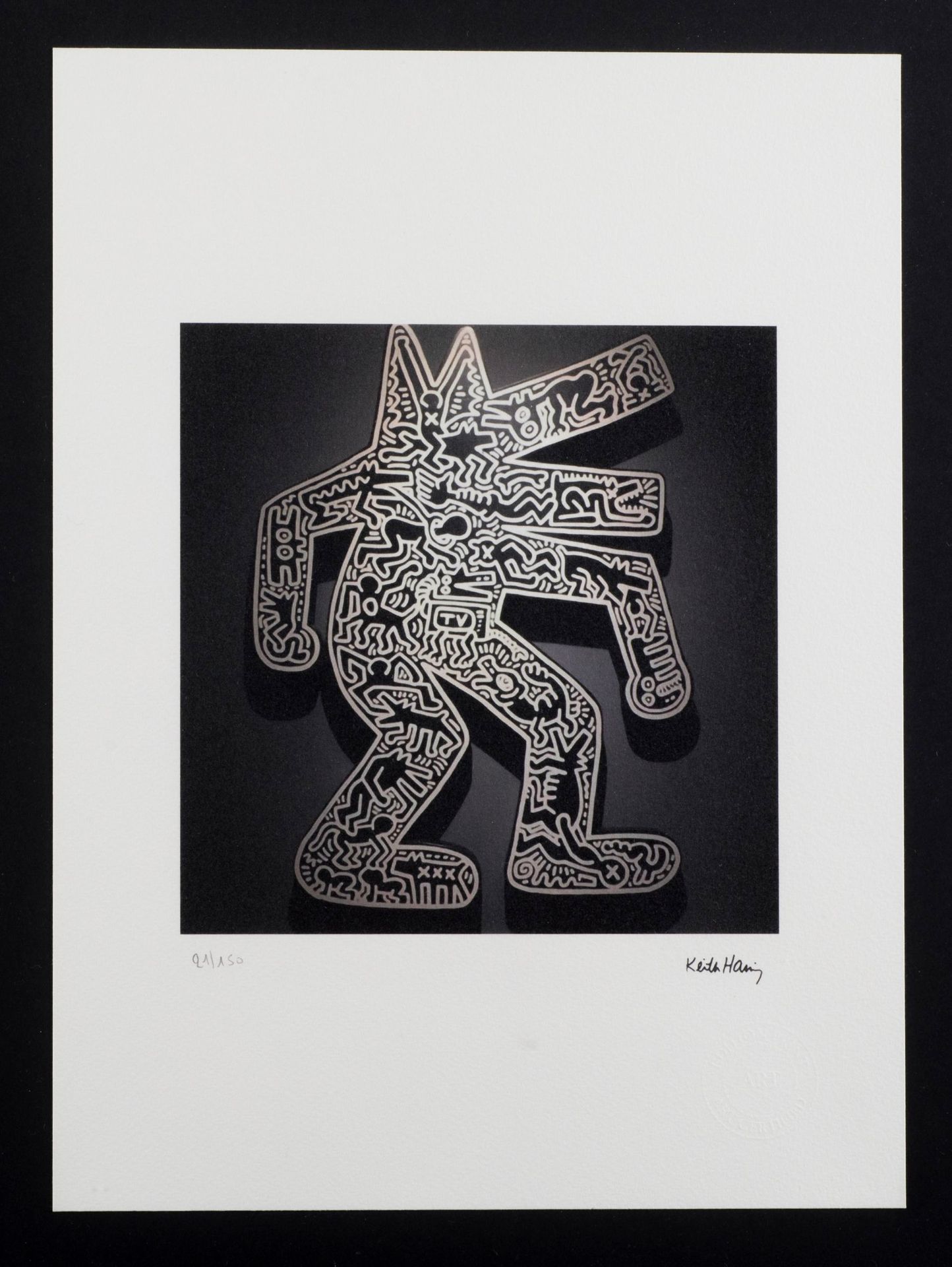 Null KEITH HARING生于1958年 

狗, 1982年

在版画上签名的绢本画，编号为21/150

38x28厘米