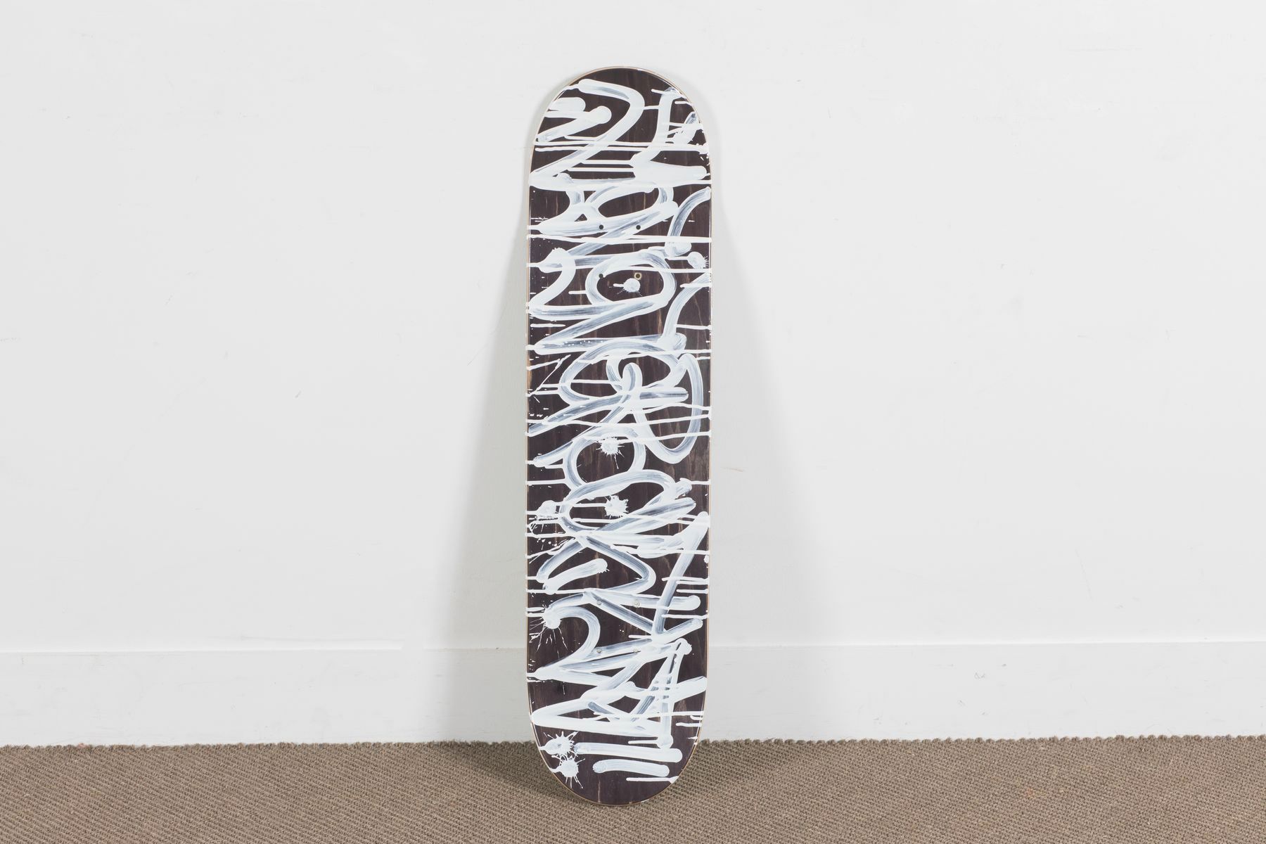 Null JonOne born in 1963

Underdogs Skateboard, 2020

Krink ink on wooden skateb&hellip;