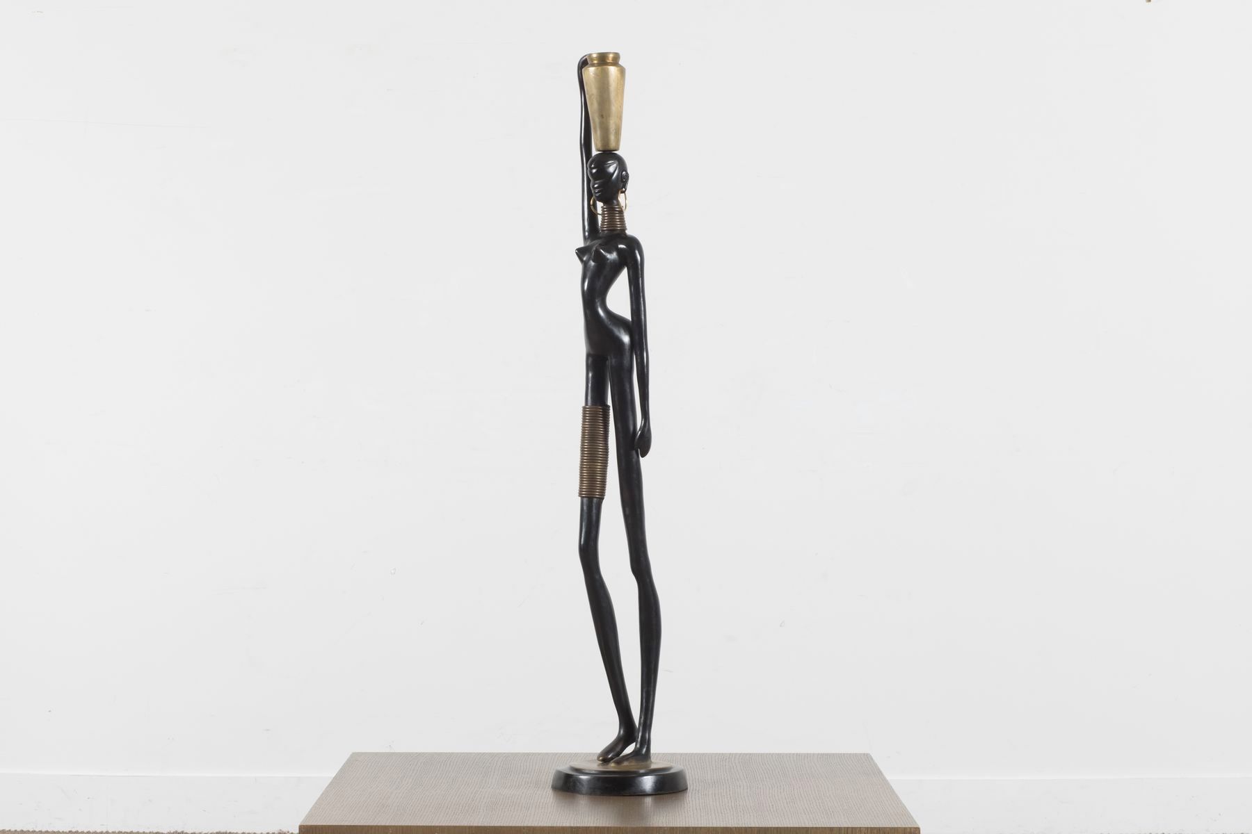 Null Karl HAGENAUER 

African water carrier. 

Sculpture in bronze with black an&hellip;