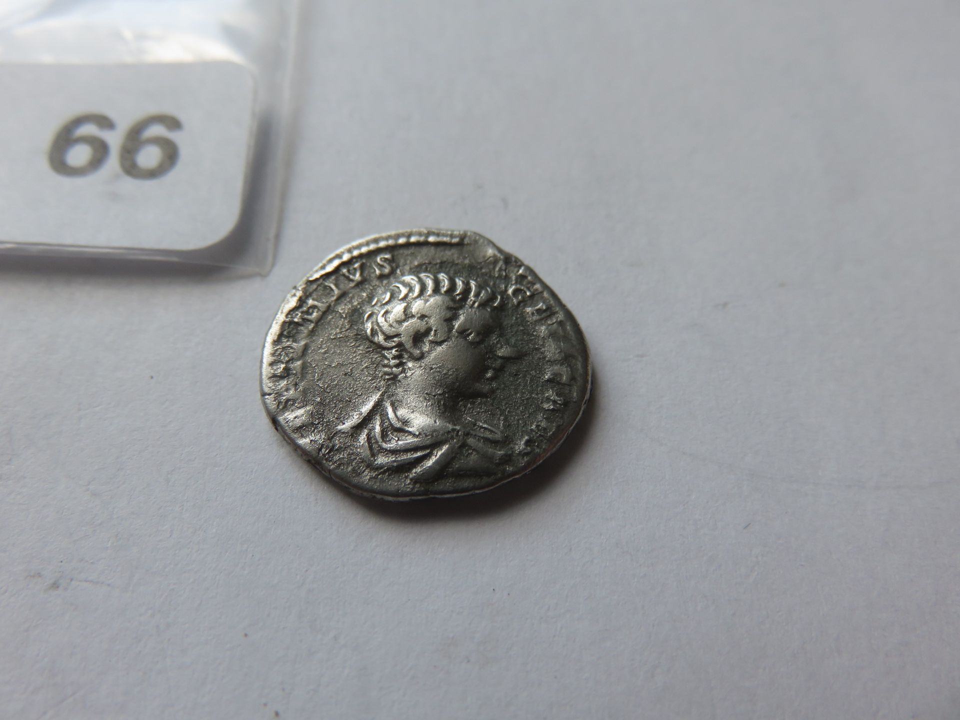Null Monnaie Romaine - Géta (198 - 212) - Denier avec la Félicité des temps au r&hellip;