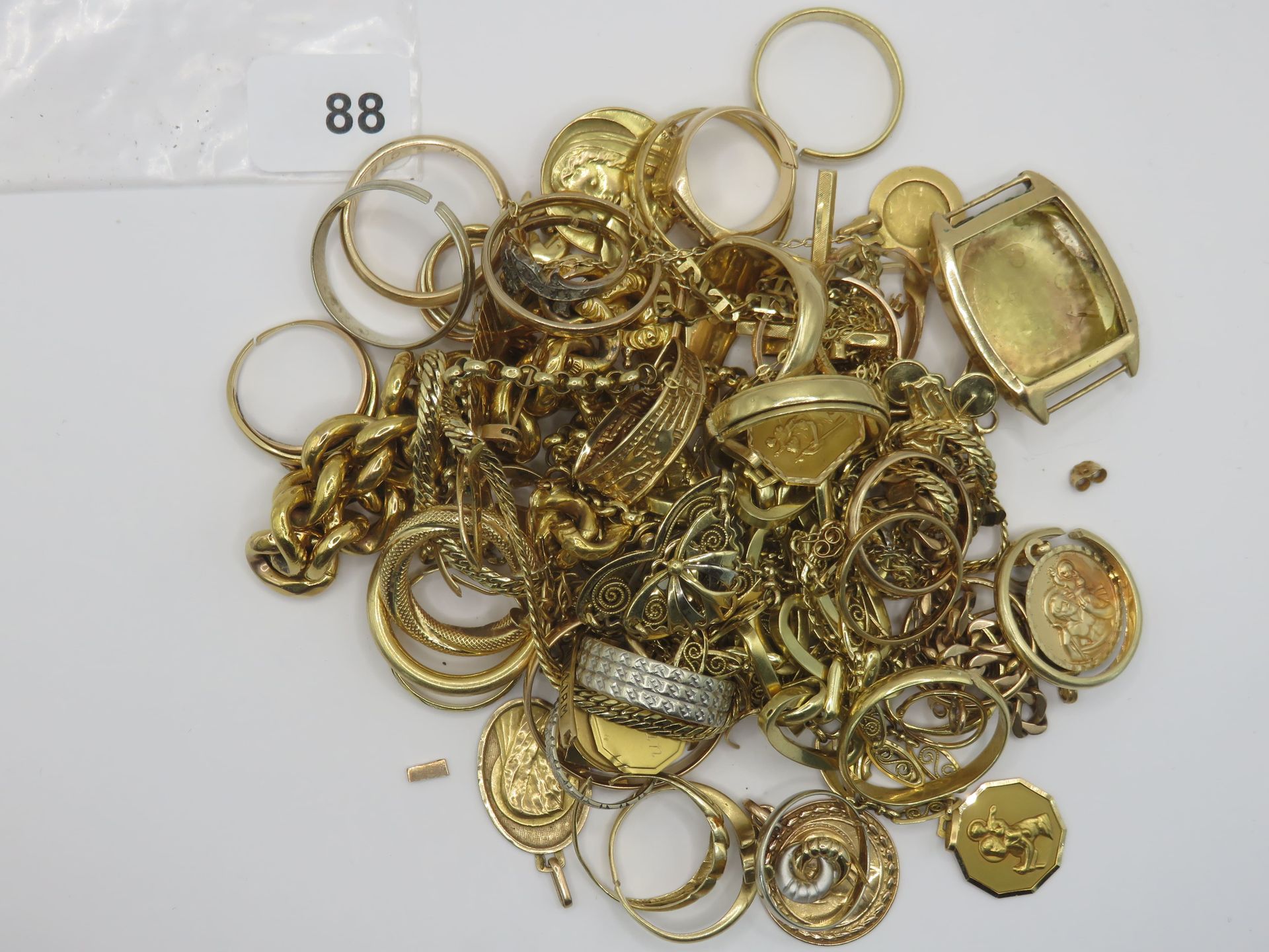Null Or - 211,2 g débris or 750 millièmes (débris de bijoux)