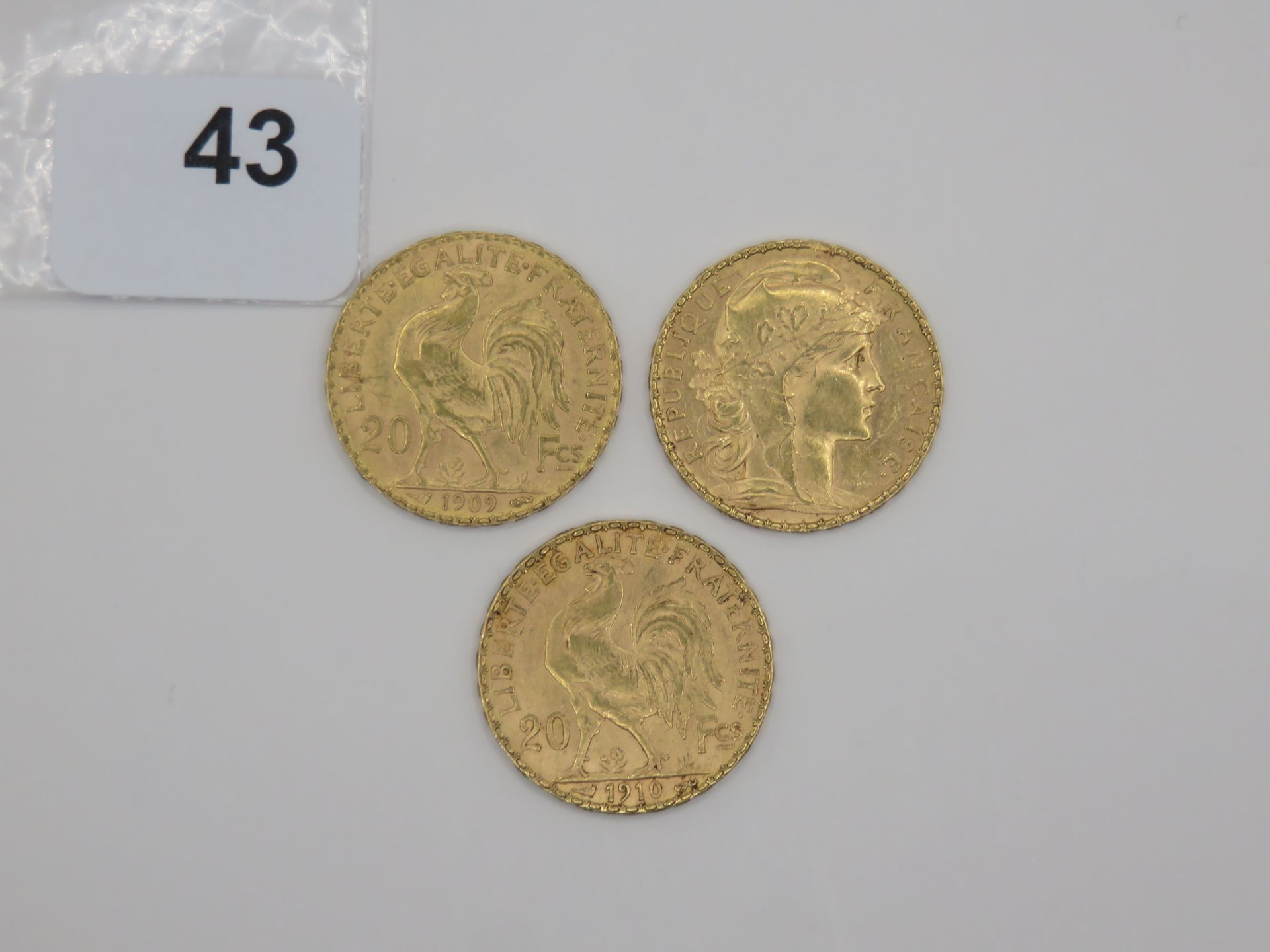 Null Monnaies or - France - Lot de 3 x 20 Francs Coq (2 x 1909 et 1910) TTB à TT&hellip;