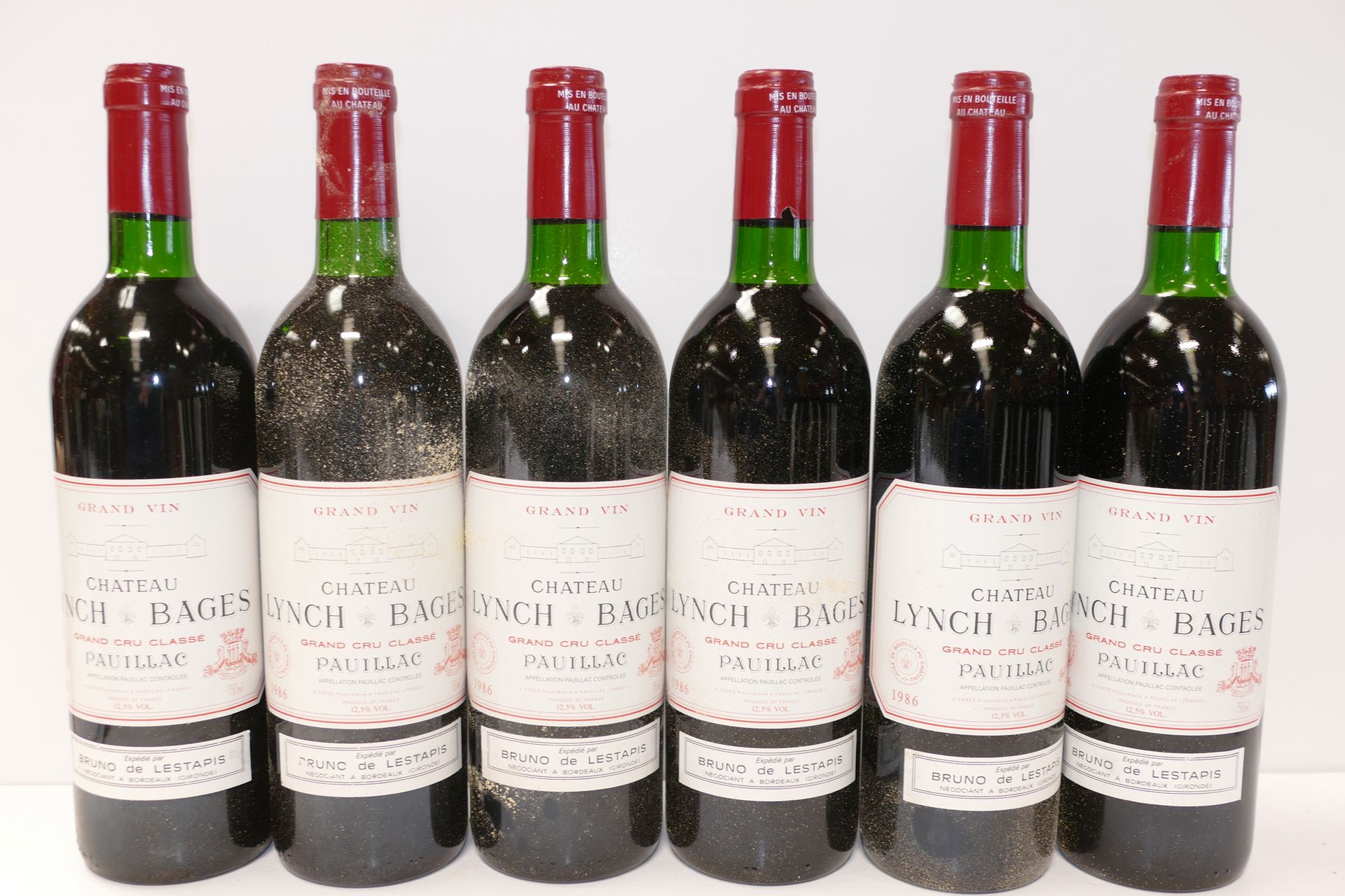 Null 12 Btles Château Lynch Bages 1986 5th GCC Pauillac of which one capsule ver&hellip;