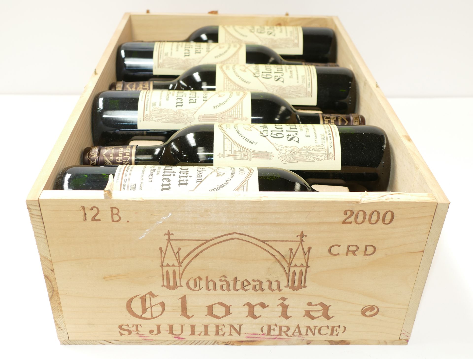 Null 12 Btles Château Gloria 2000 Saint Julien in original wooden case IC 10/10 &hellip;