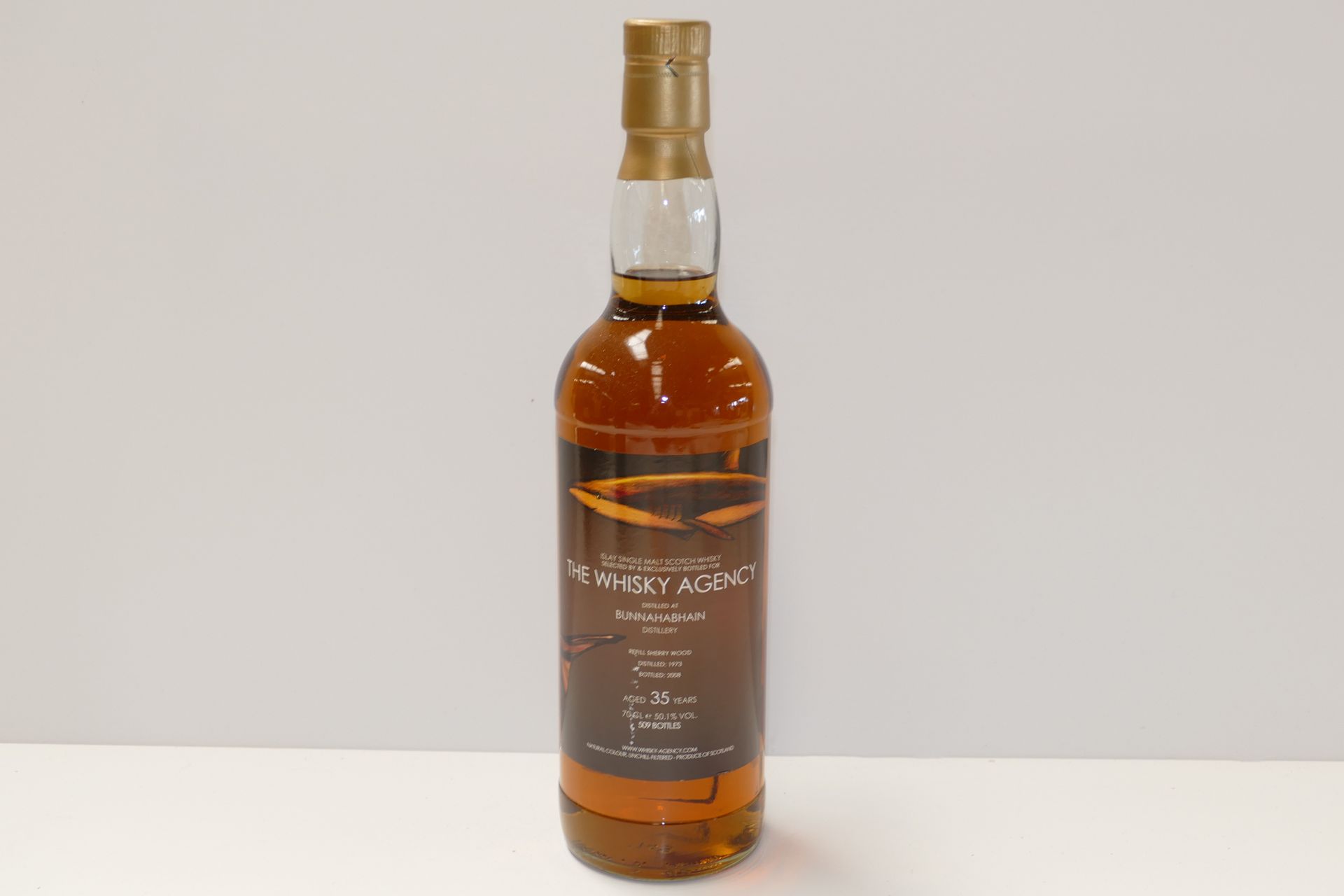 Null 1 Btle Whisky The Whisky Agency Distilled at Bunnahabhain Aged 35 Years Dis&hellip;