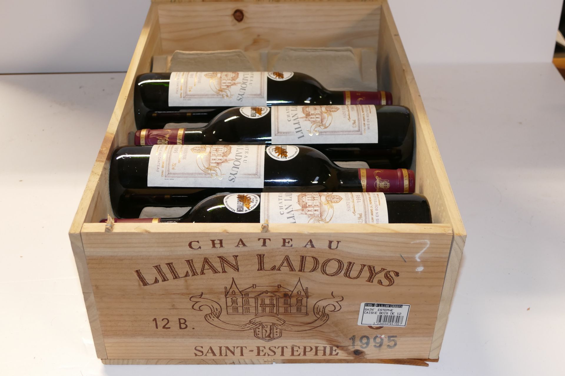 Null 10 Btles Château Lilian Ladouys 1995 Cru Bourgeois Saint Estèphe en caisse &hellip;