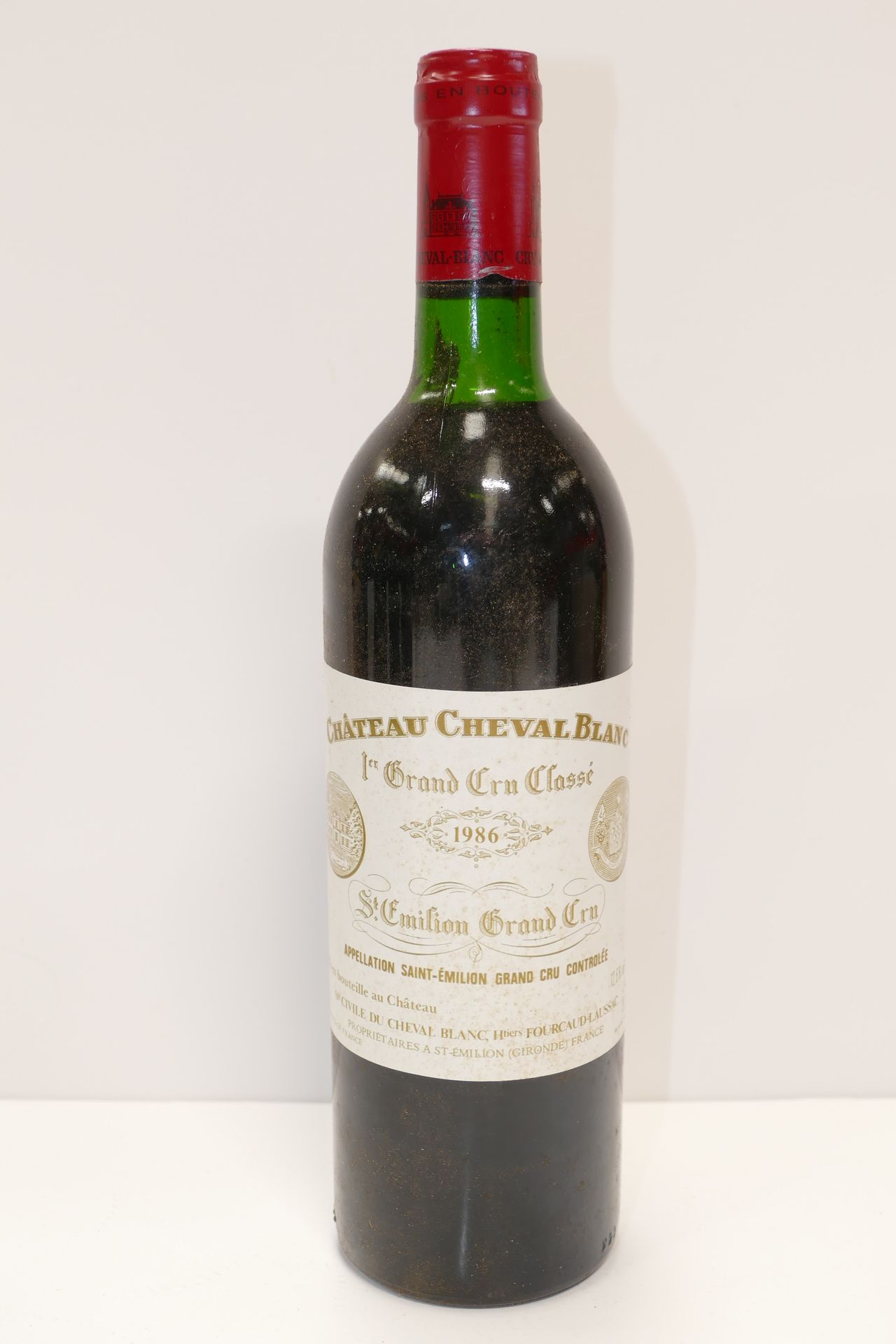 Null 1 Btle Château Cheval Blanc 1986 1er GCCA Saint Emilion capsule très légère&hellip;