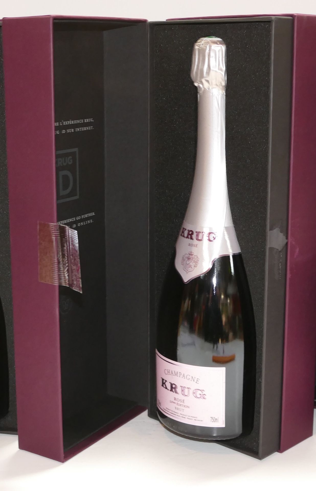 Null 1 Btle Champagne Krug rosé 21ème édition en coffret IC 10/10 Expert : Emili&hellip;