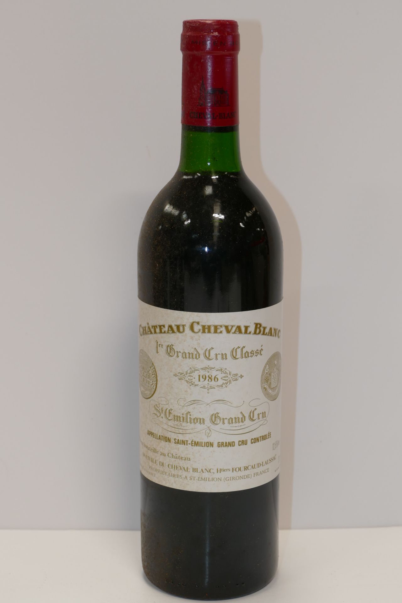 Null 1 Btle Château Cheval Blanc 1986 1er GCCA Saint Emilion low level neck labe&hellip;