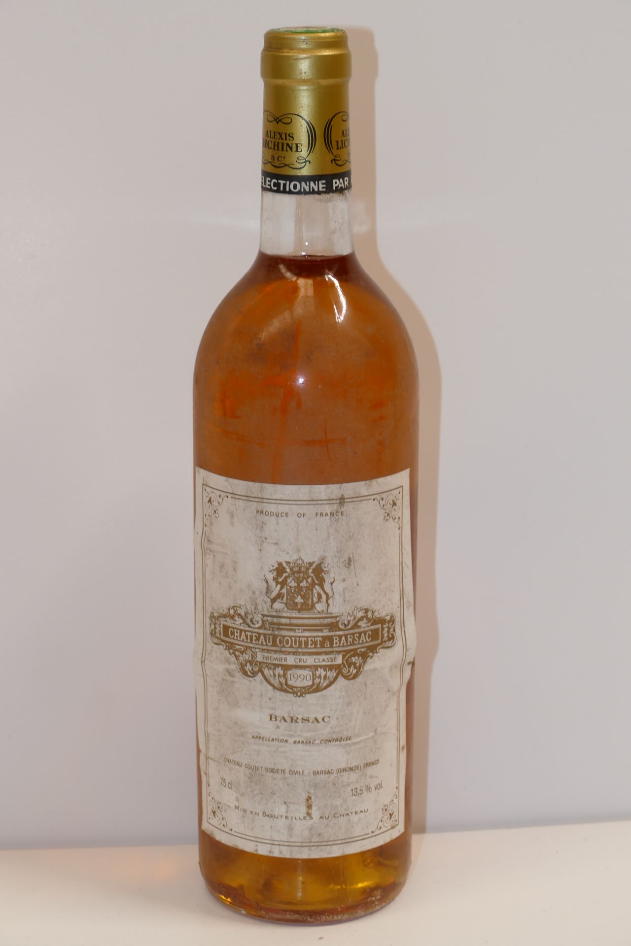 Null 1 Btle Château Coutet 1990 1er CC Sauternes 酒标脏污，轻微损坏 专家：Emilie Gorreteau