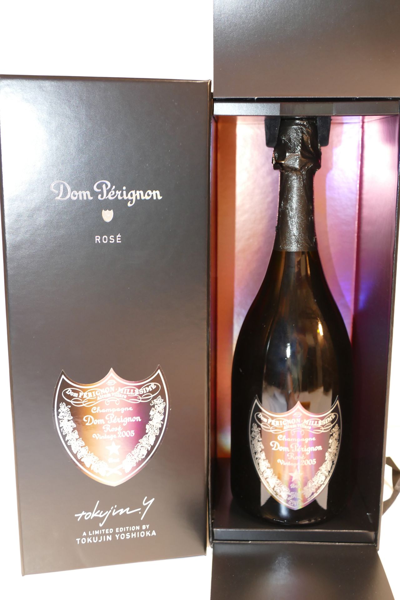 Null 1 Btle Champagne Dom Pérignon rosé 2005 Edition limitée Tokujin Yoshioka en&hellip;
