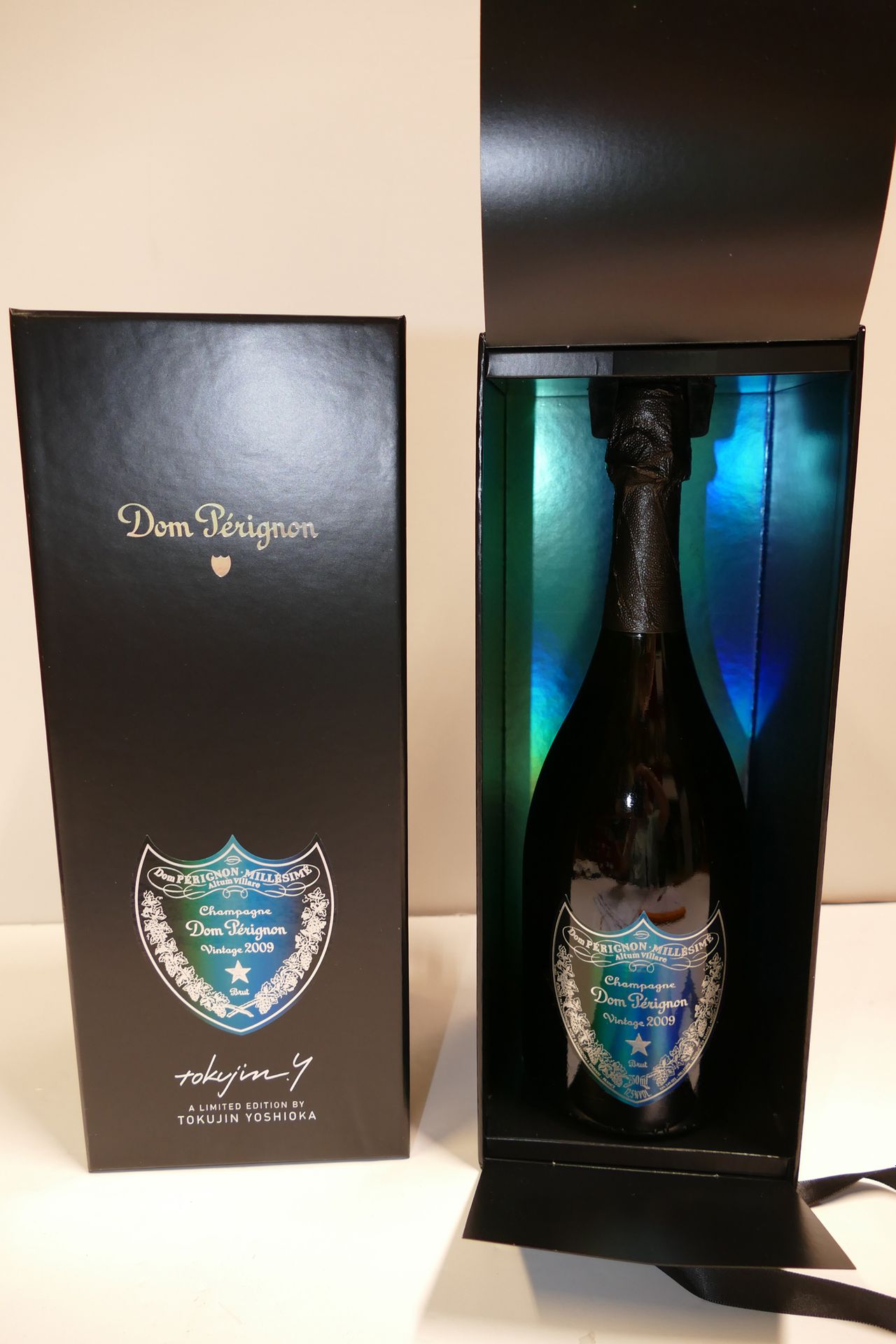 Null 1 Btle Champagne Dom Pérignon 2009 Limited Edition Tokujin Yoshioka in a bo&hellip;