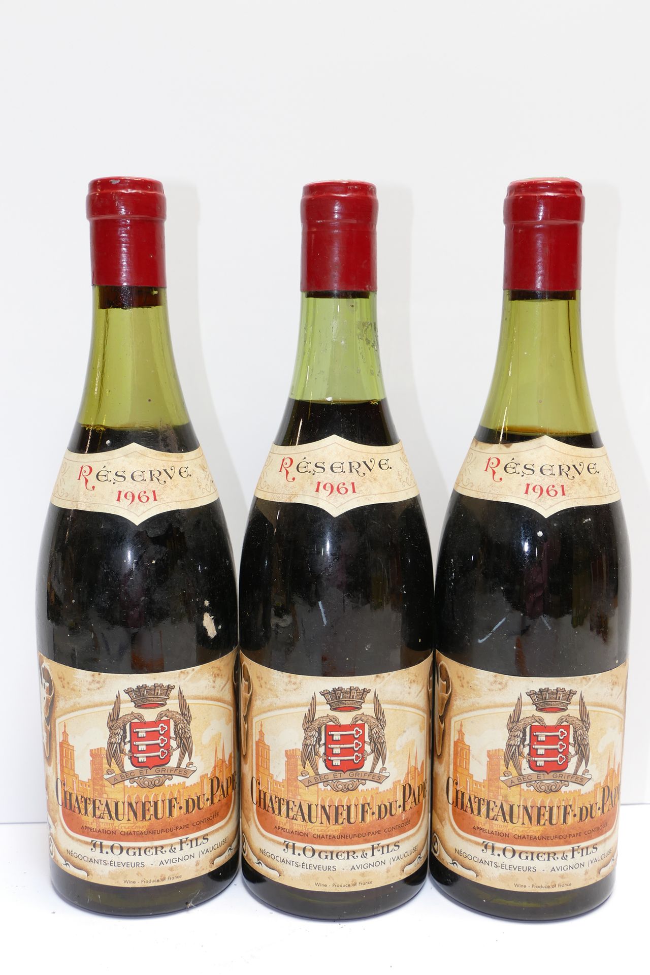 Null 3 Btles Châteauneuf du Pape rouge 1961 Domaine Ogier of which one level 4 c&hellip;