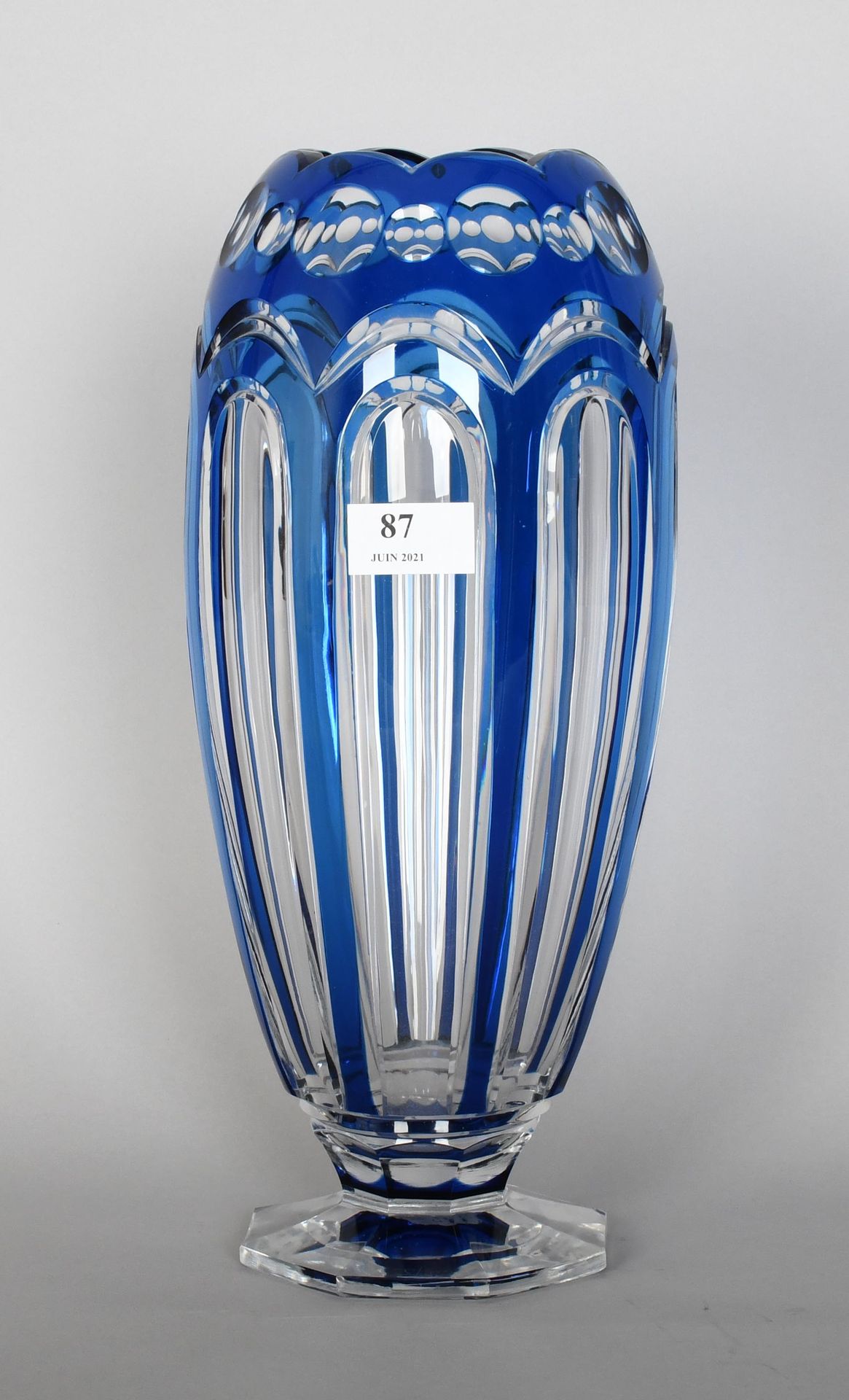 Val Saint-Lambert A blue cut and lined crystal Art Deco…