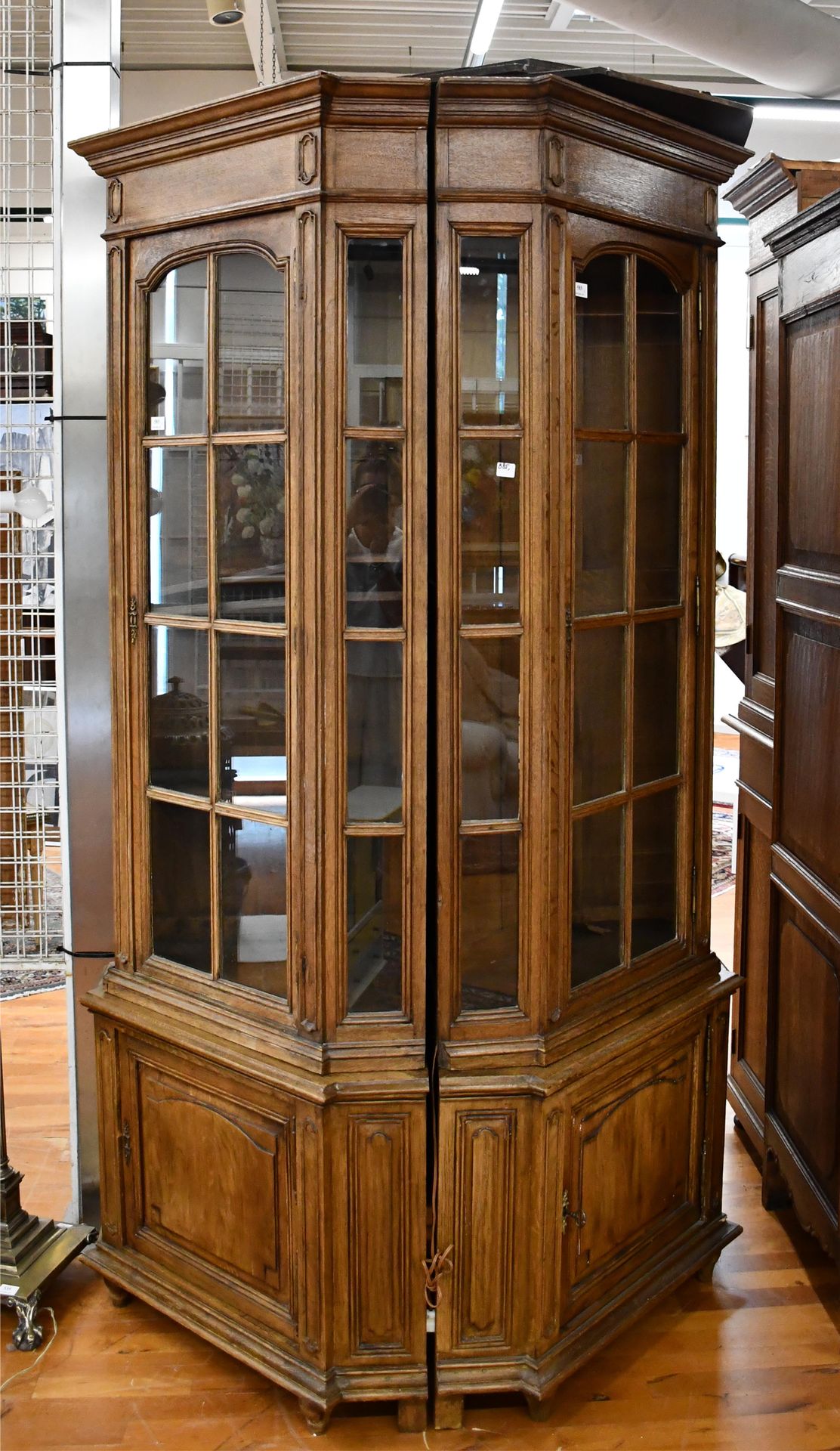 Null Pair of oak corner cabinets, one glass door with crossbars, the bottom one &hellip;