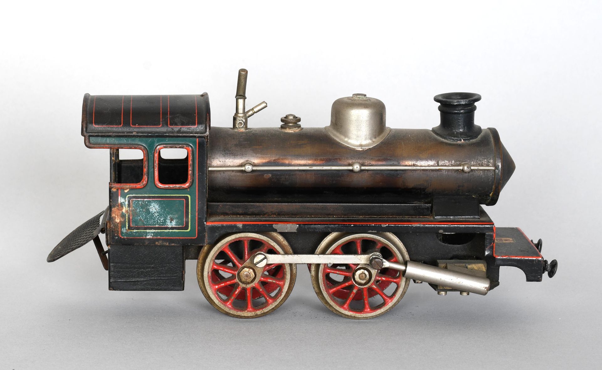 Null Bing / Allemagne, 1920

Locomotive à vapeur vive. Longueur : 23 cm.