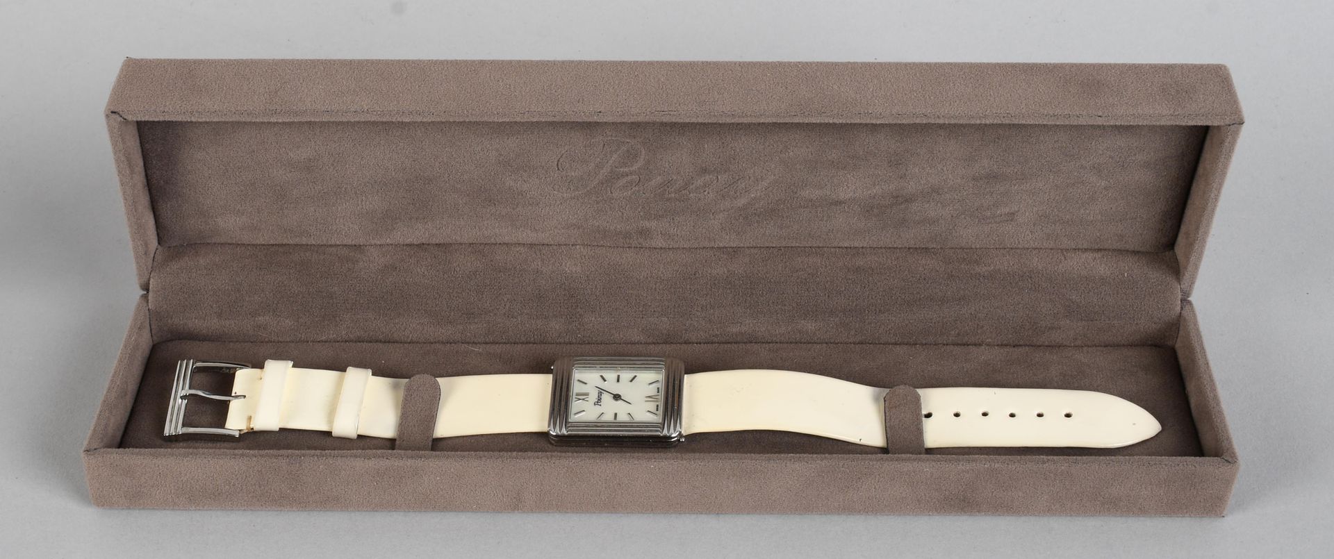 Null Jewel

Poiray - Steel wrist watch with quartz movement.