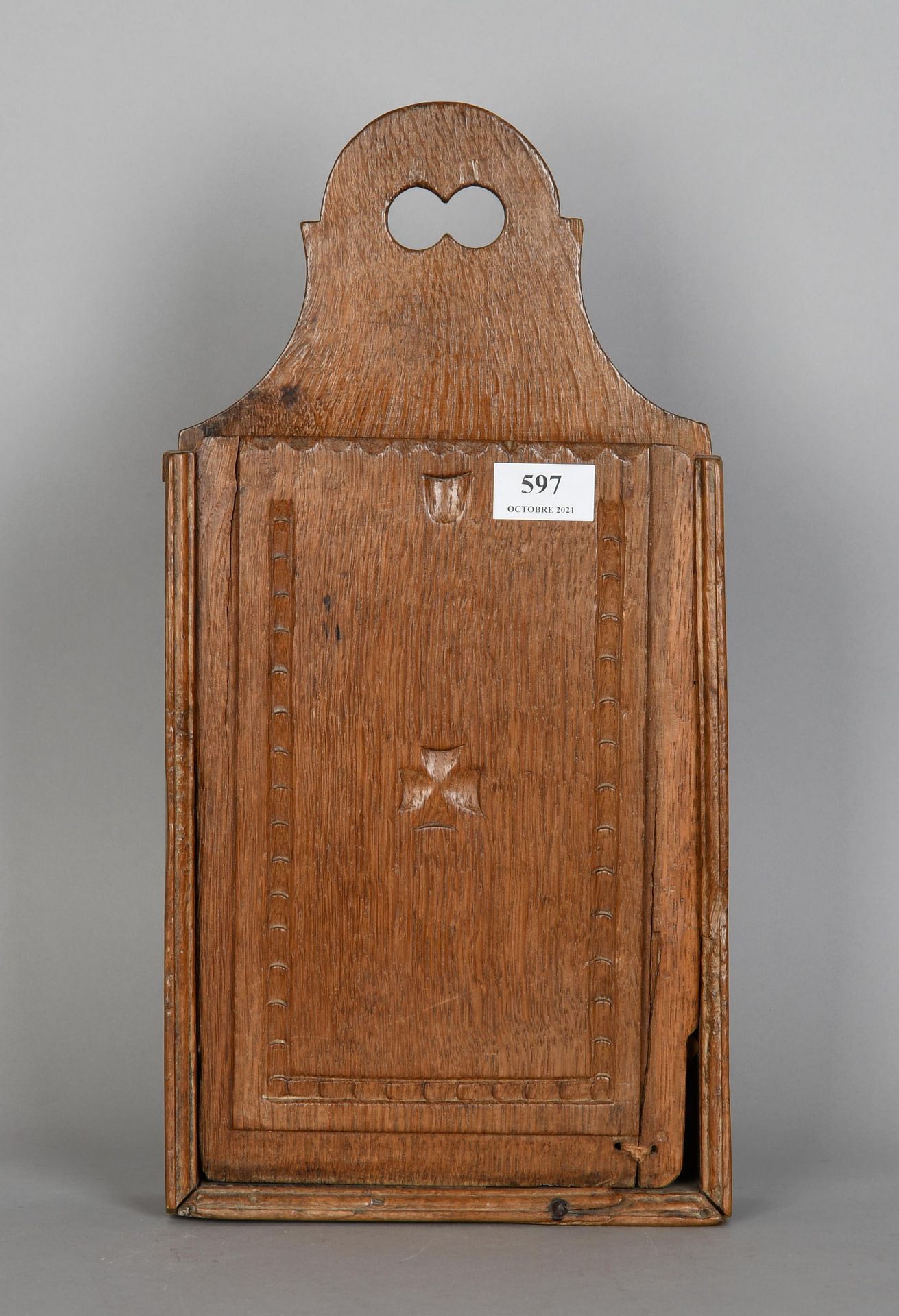 Null Alte Lütticher Schultasche aus geschnitztem Holz
