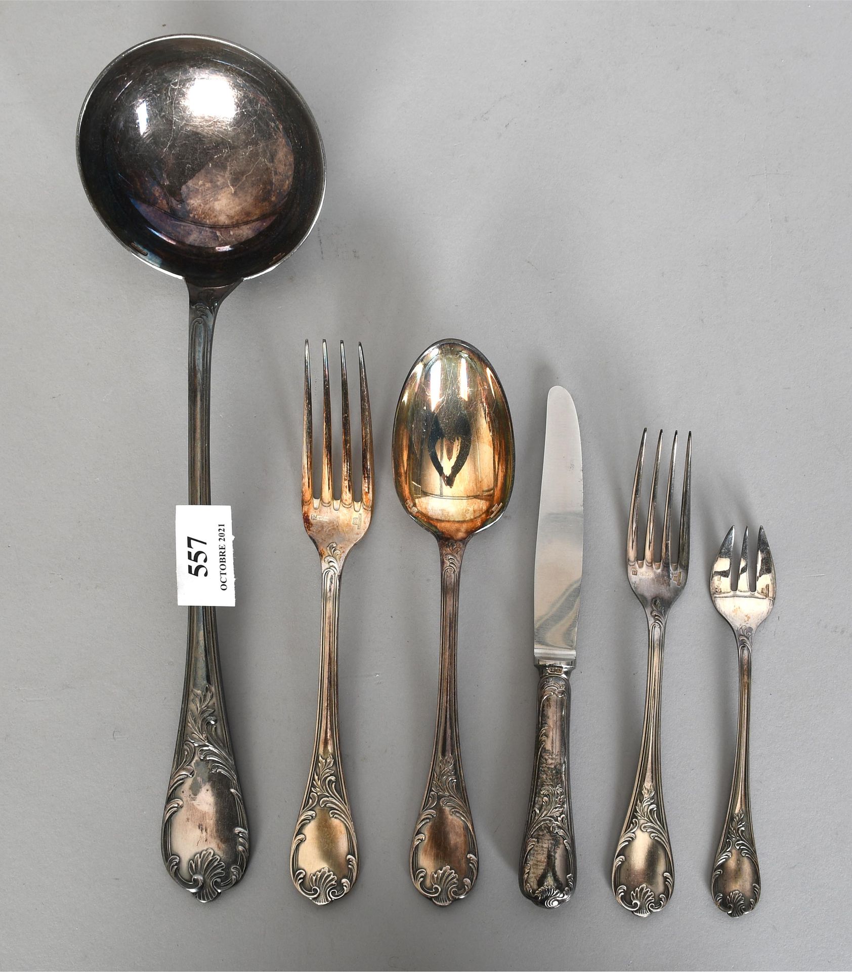 Null Christofle

Part of a silver plated "Marly" cutlery set. Including 54 piece&hellip;