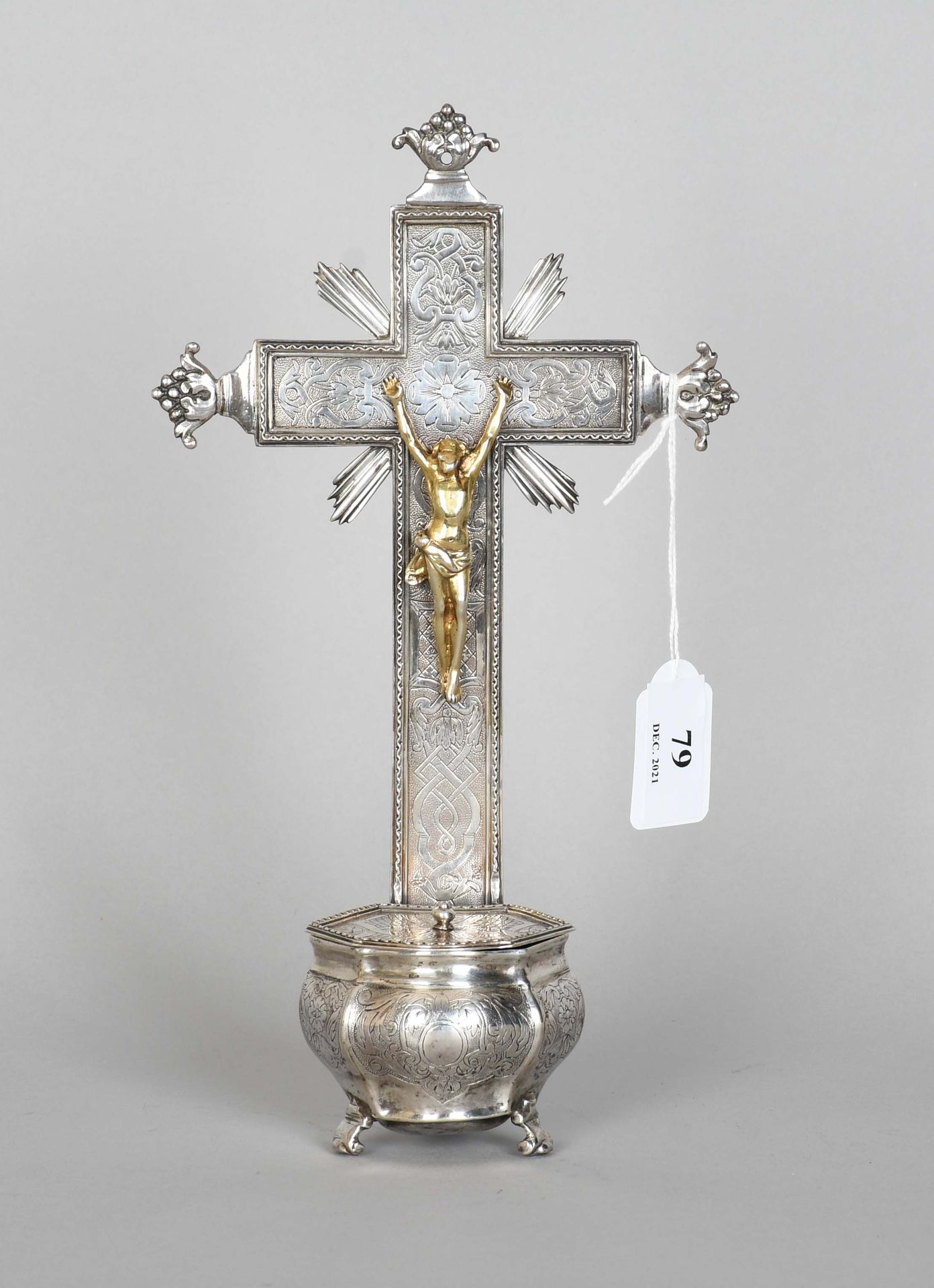 Null 三脚架，可放置或悬挂，银制，有摄政时期的装饰，主体镀金 - 18世纪 - 高度：26.5厘米