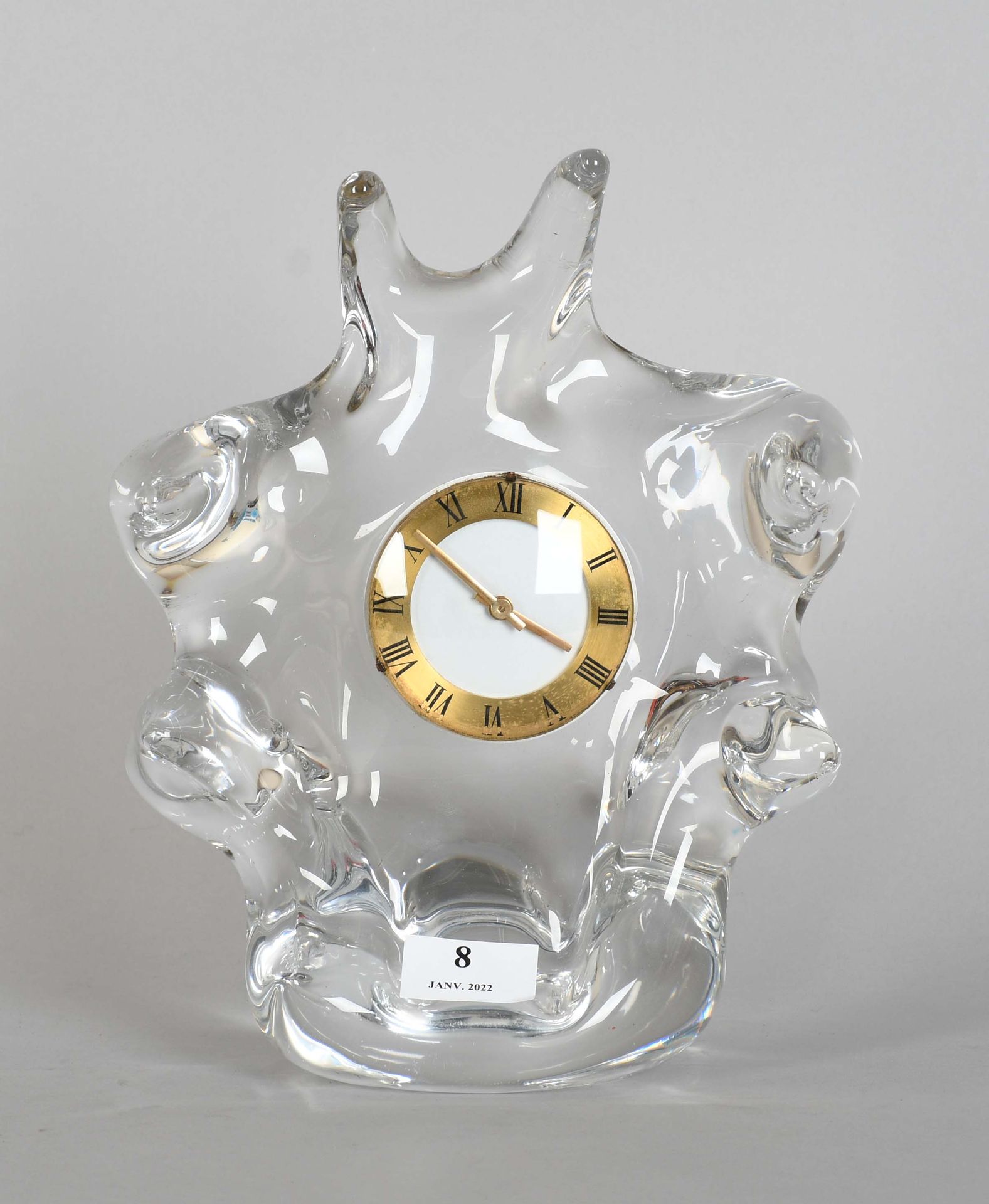Null Schneider

Table clock in hot pinched clear crystal.

Height : 26,5 cm.