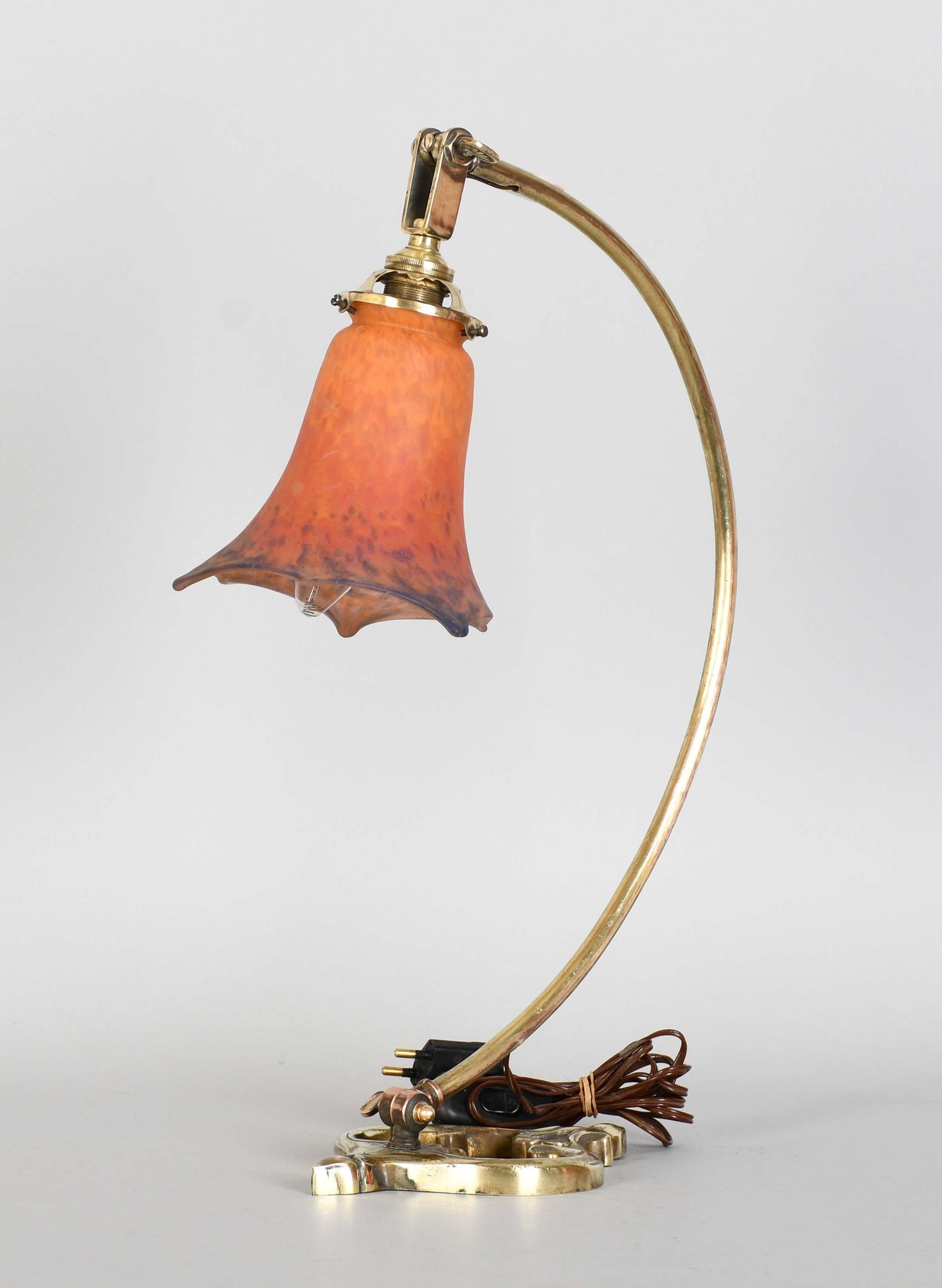 Null Muller Frères Lunéville

Lampe de bureau Art Nouveau réglable, à monture en&hellip;