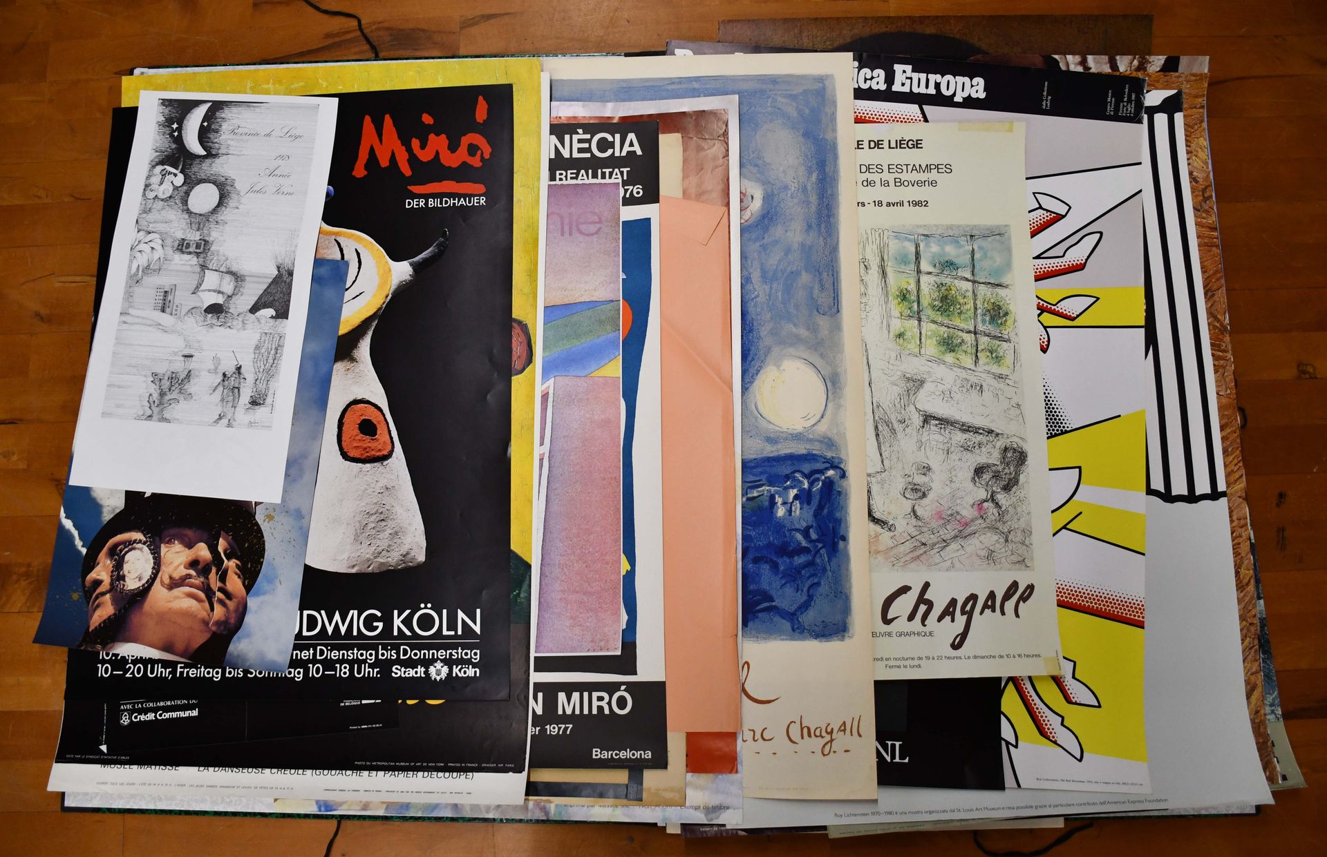 Null Lot d’anciennes affiches d’exposition dont Alechinsky, Roy Lichtenstein, Du&hellip;