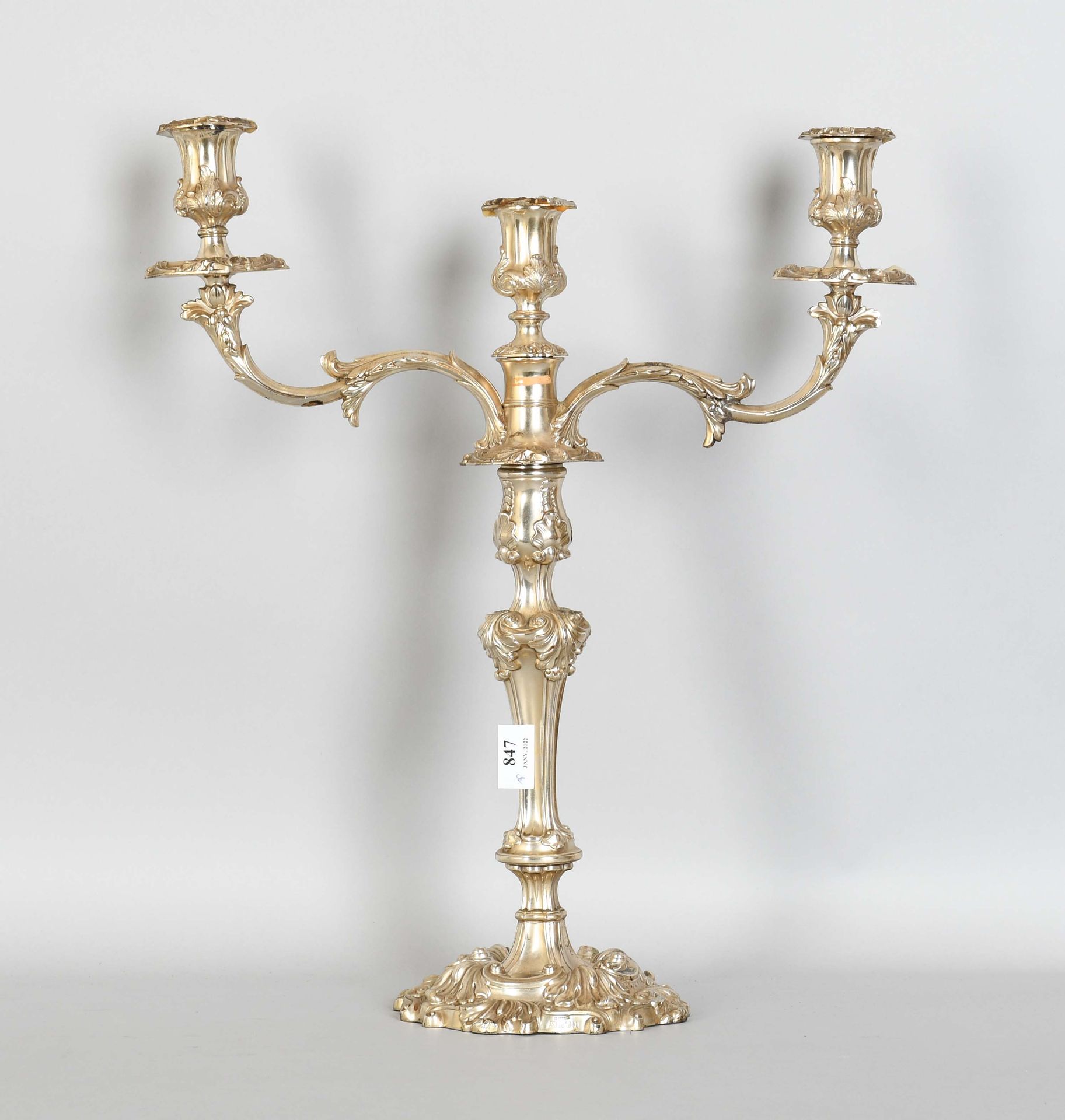 Null Candelabra with three arms that can be transformed into a torch, in silver
&hellip;