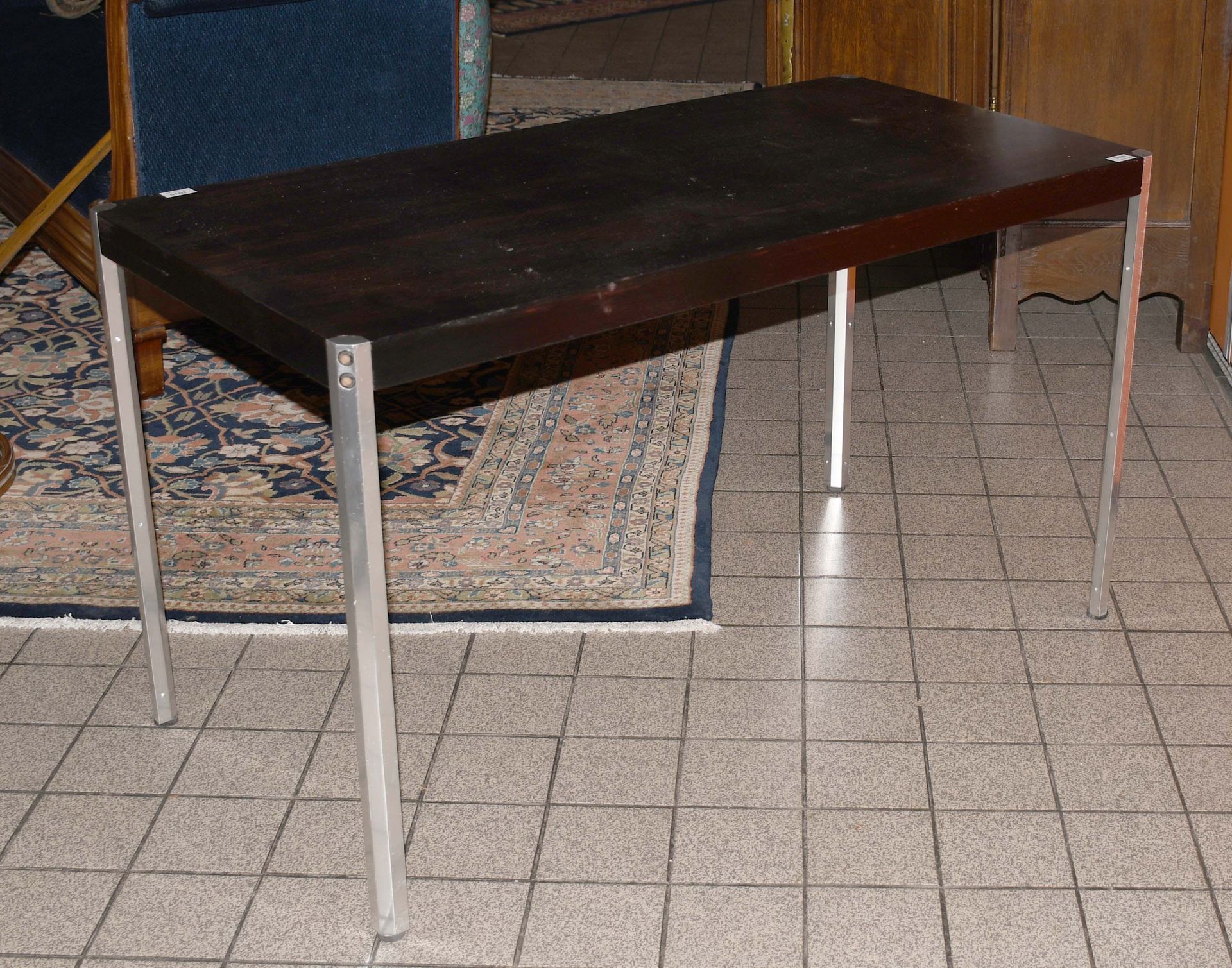 Null De Coene

Small vintage desk table. Sefac series.

Dimensions: 120 cm x 60 &hellip;