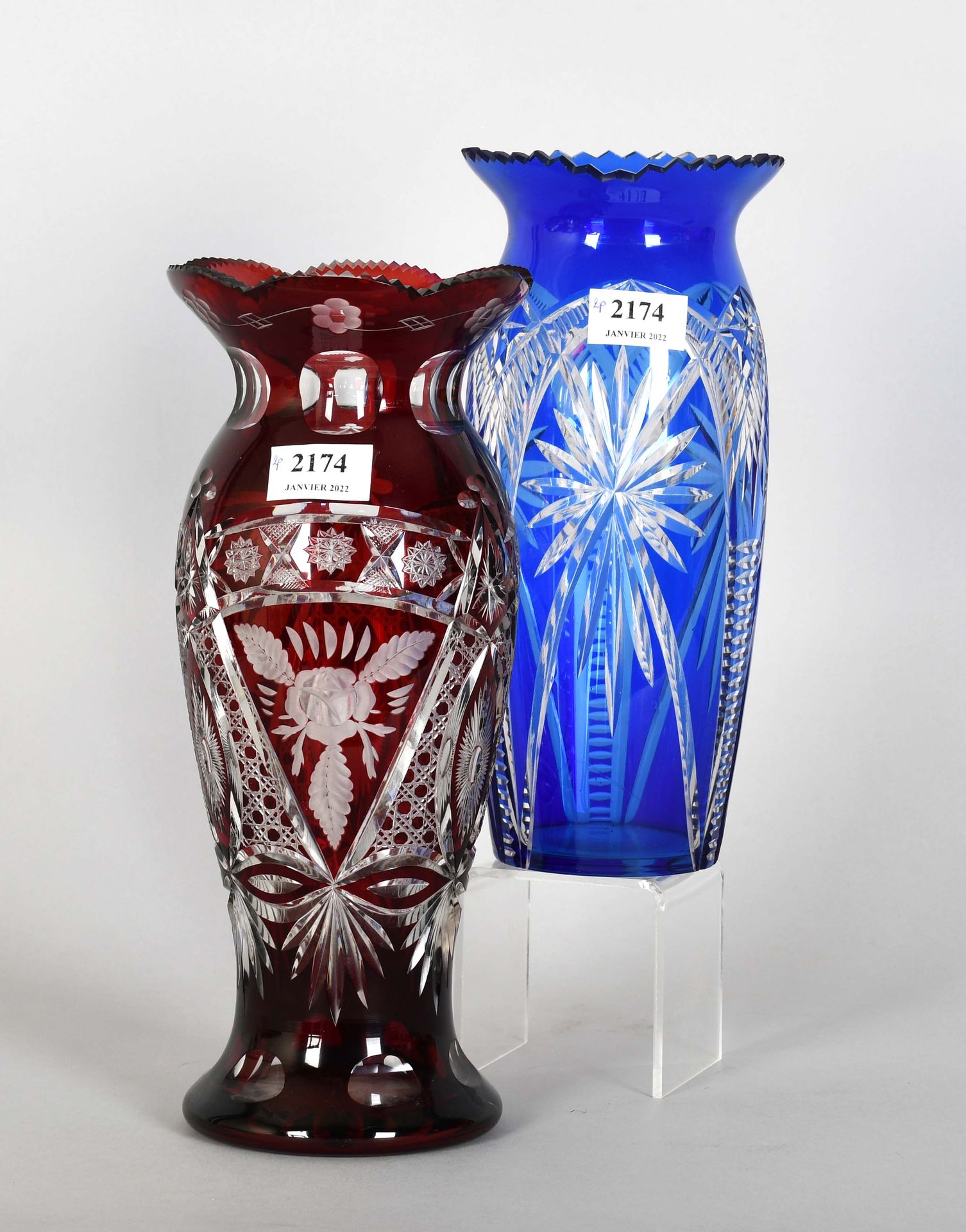 Null Eine plus eine Vase, aus doubliertem und geschliffenem Kristallglas - Pas V&hellip;