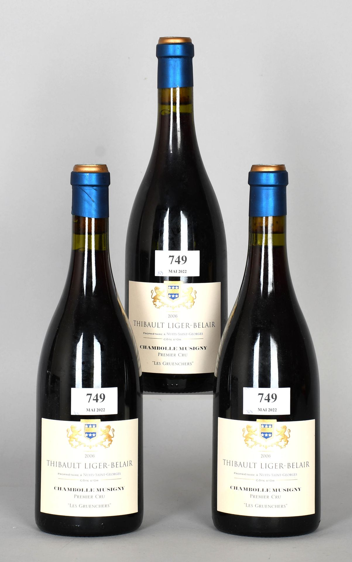 Null Chambolle-Musigny 2006 - Mise domaine - Drei Flaschen Wein.

"Les Gruencher&hellip;