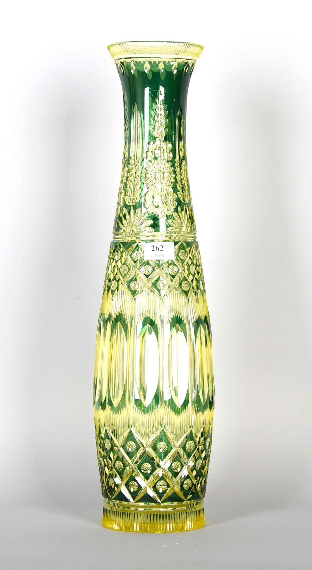 Null Val Saint-Lambert / Joseph Simon

杰出的 "Tartarin "花瓶，内衬绿色和乌兰色，并经过切割。列入1926年的&hellip;