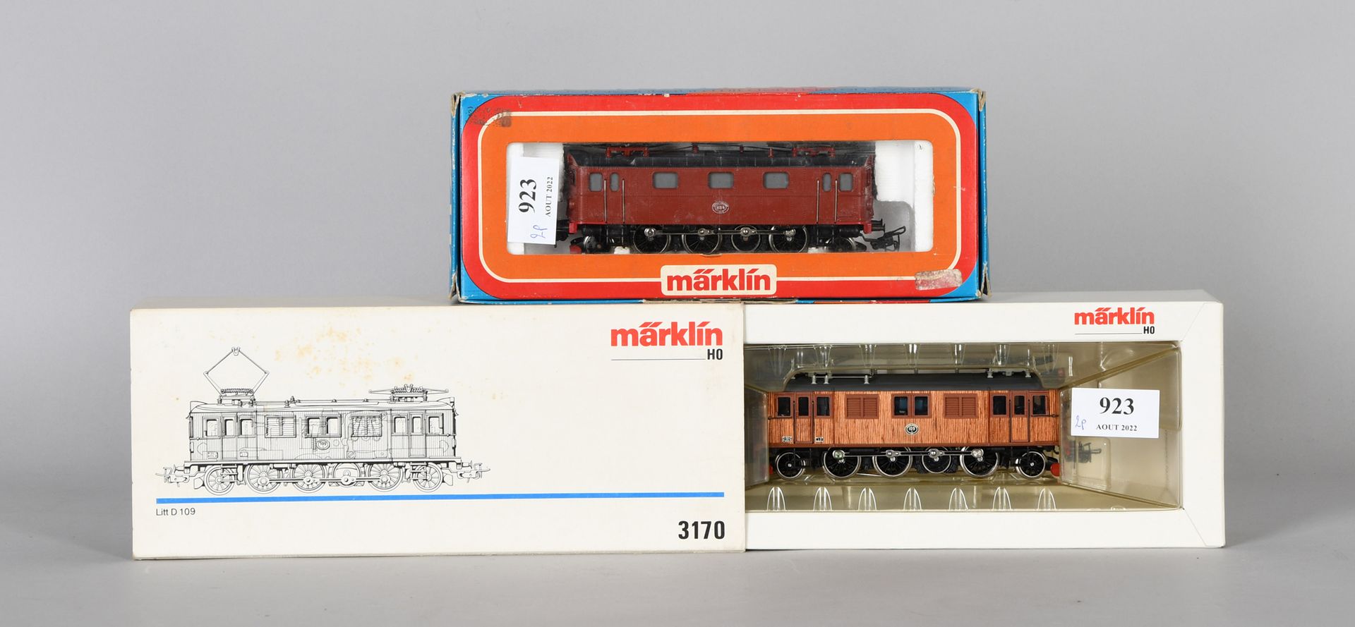 Null Marklin (2) motrices électriques : 3030 1C1 brune (en boîte), très bel état&hellip;