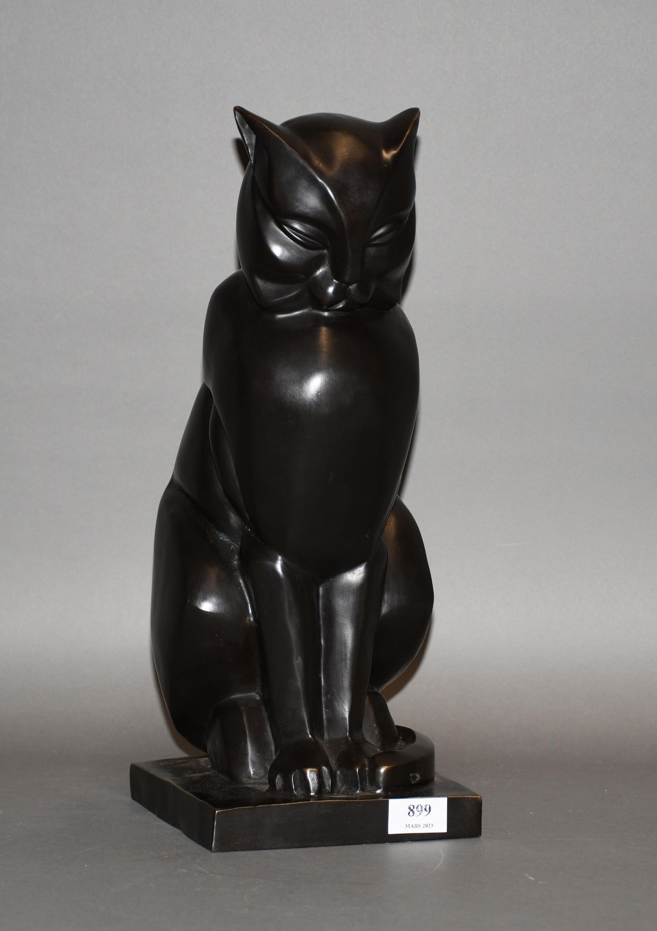 Null 在爱德华-马塞尔-桑多斯之后
装饰艺术风格的青铜雕塑："猫"。高度：45厘米。